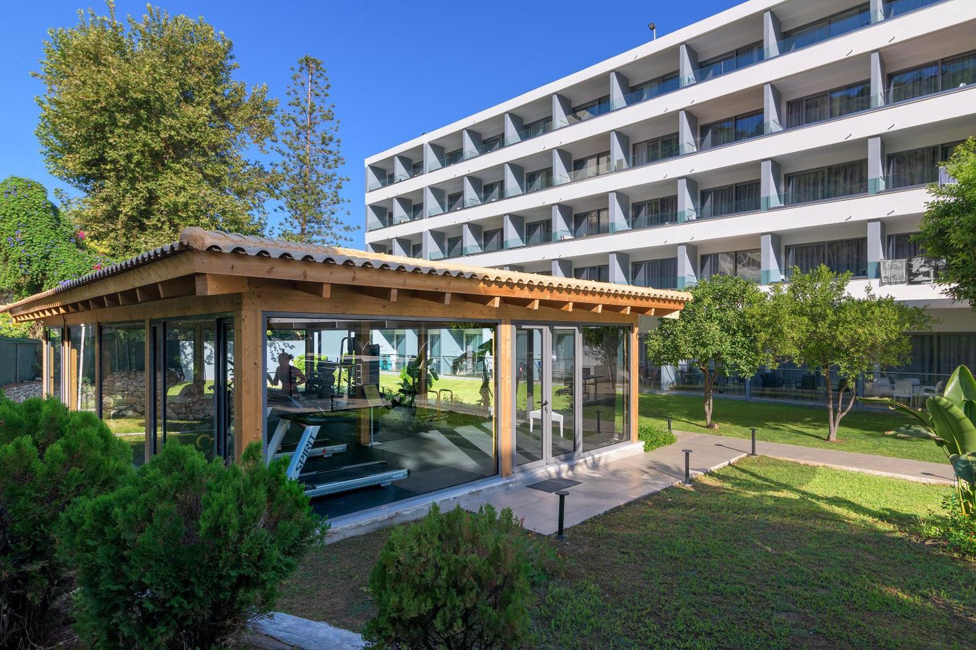 Oceanis Hotel