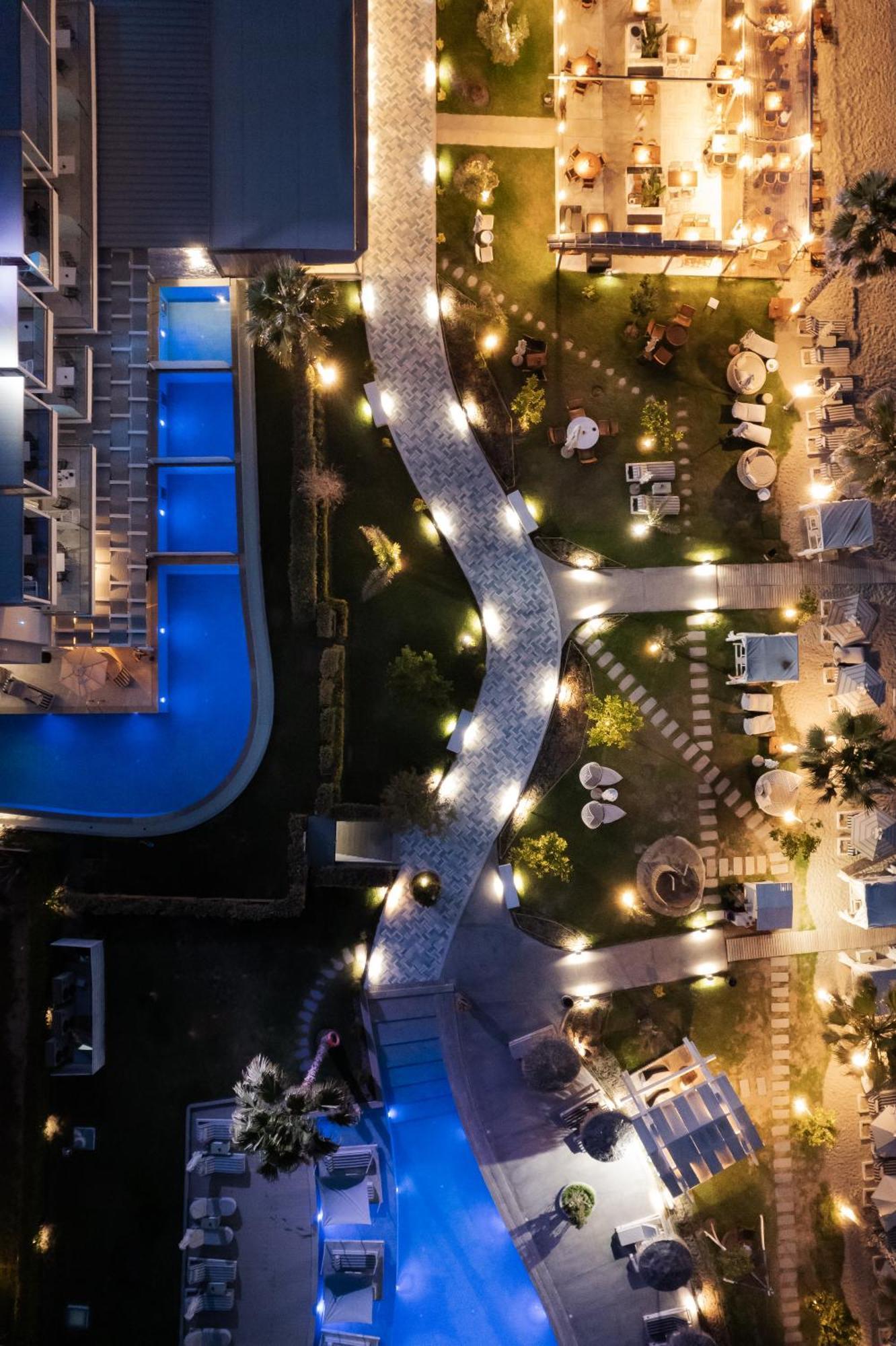 Blue Carpet Luxury 3* Pefkochori