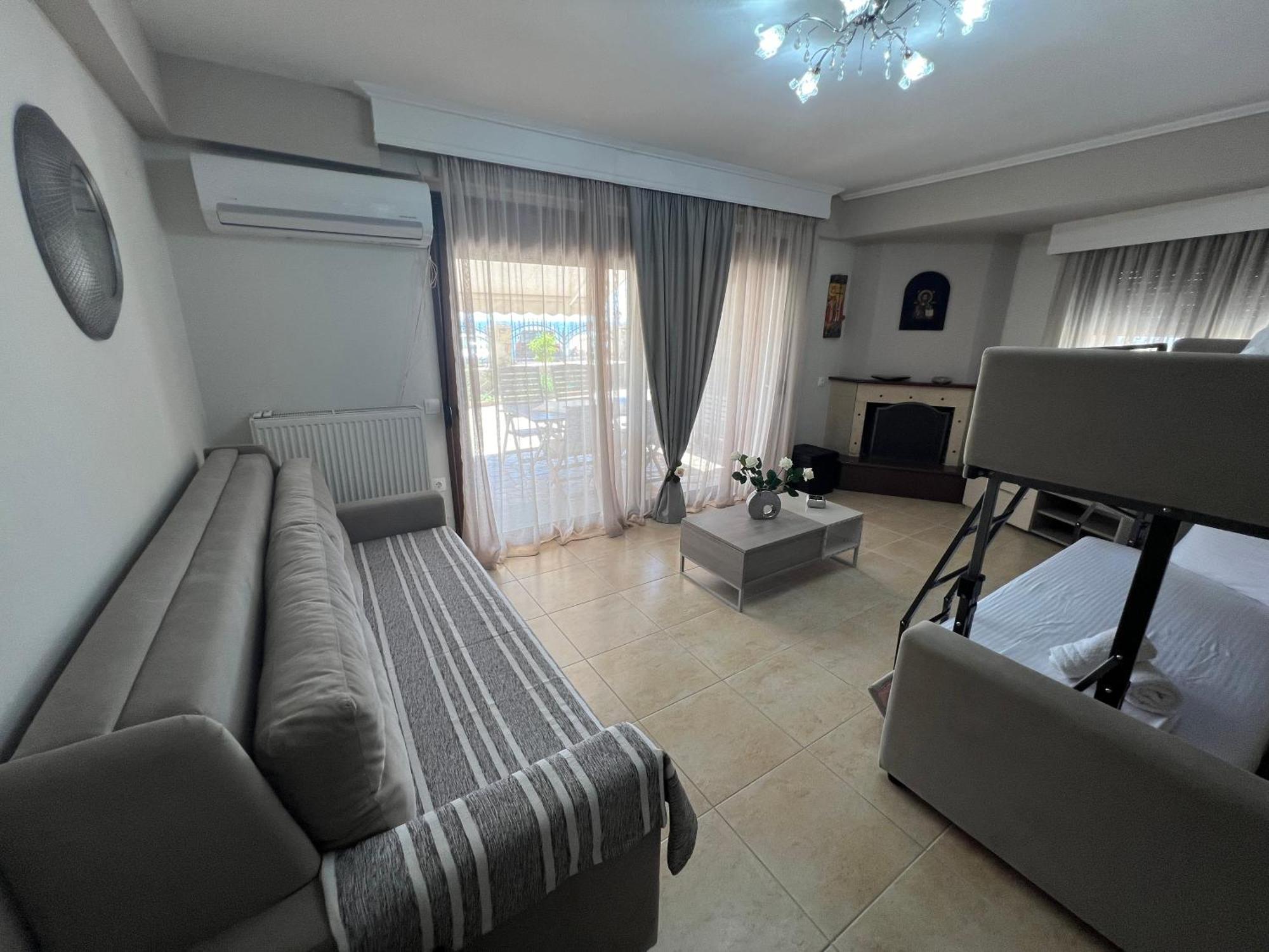 Holiday home Metaxenia's House 101 Nea Skioni