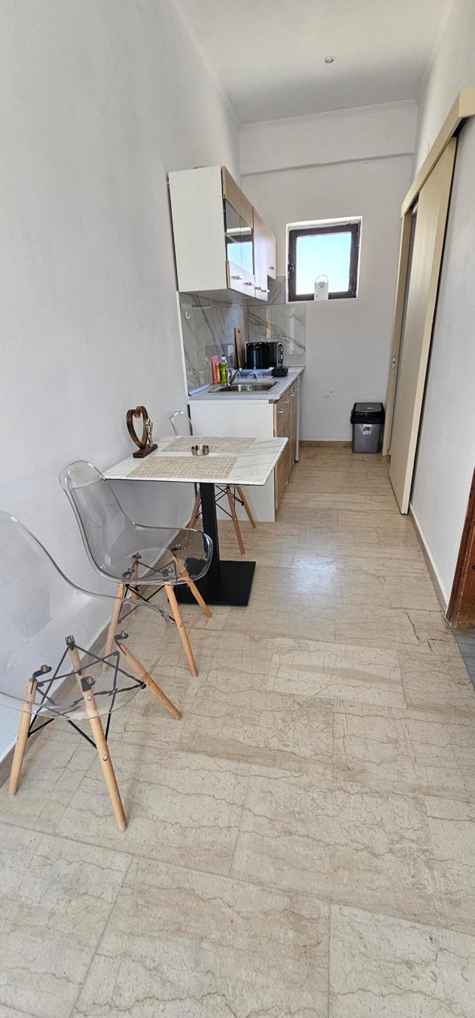 Escapes Apartment *