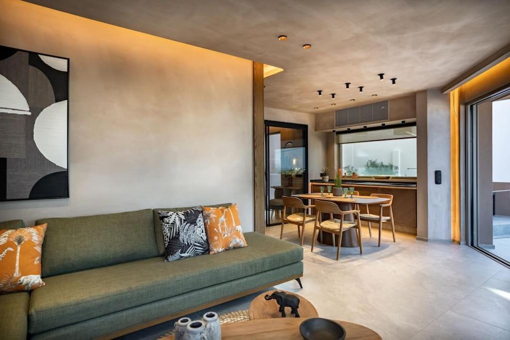 Villa Paragon 1 *