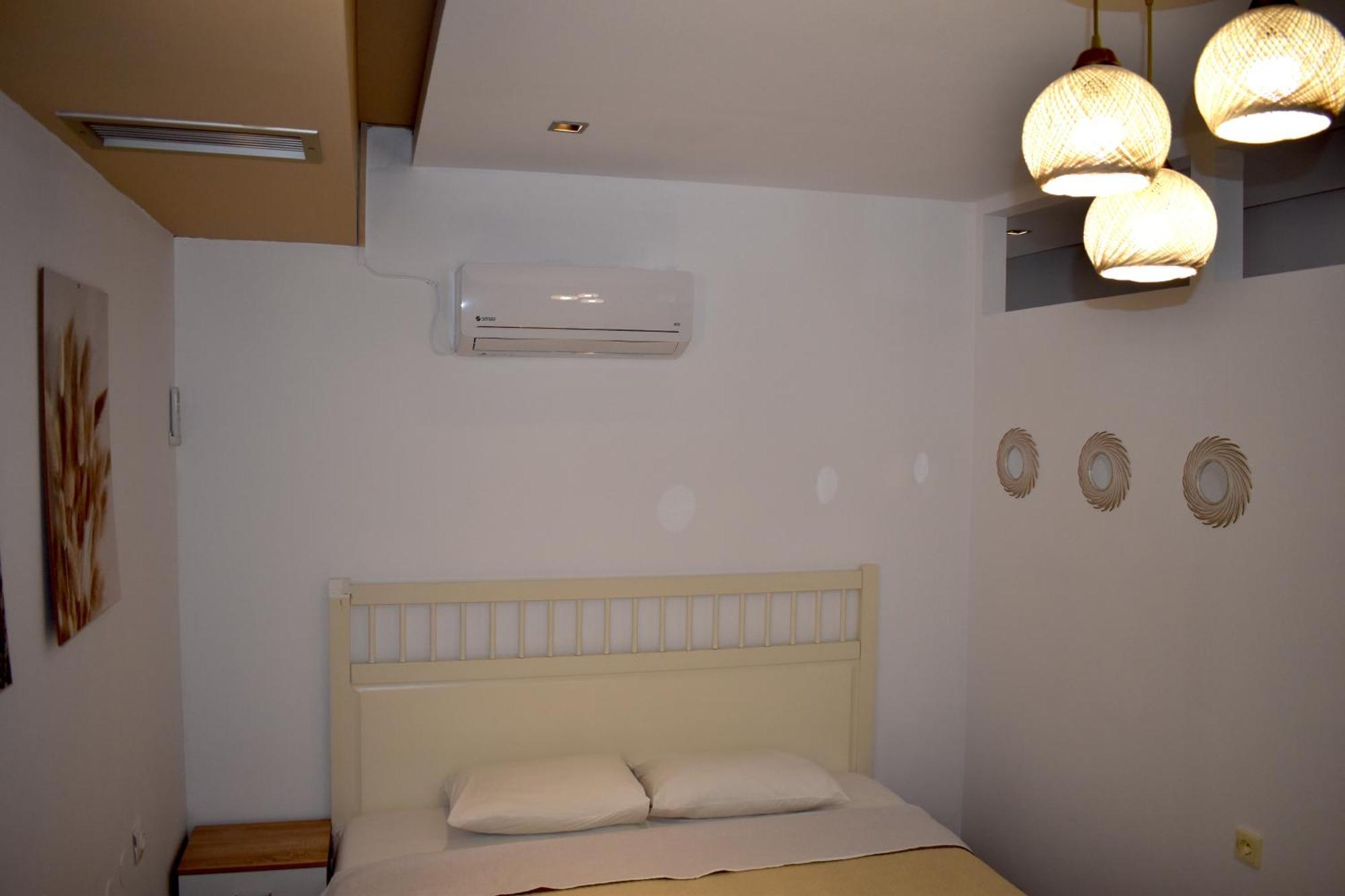 Apartment Lux In A Box, In The Center Nea Kallikrateia