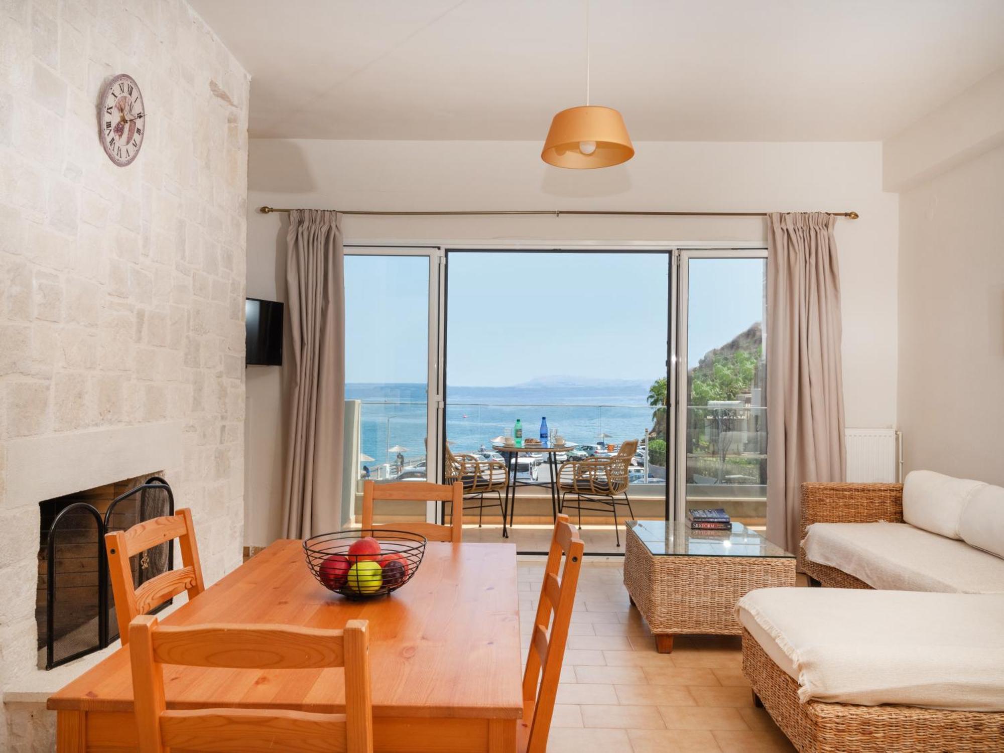 Omnia Apartment *