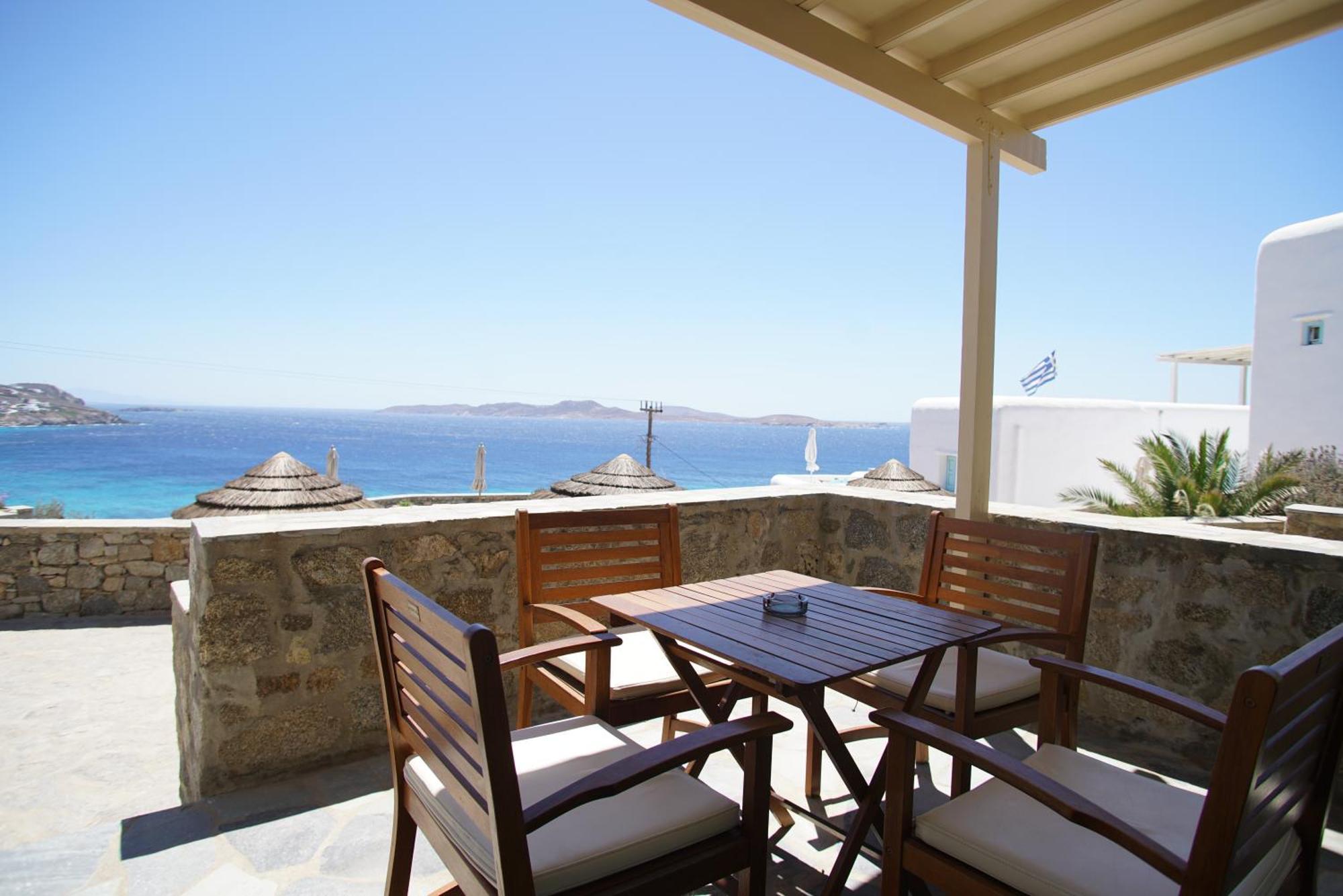 Aparthotel Panthea 2*