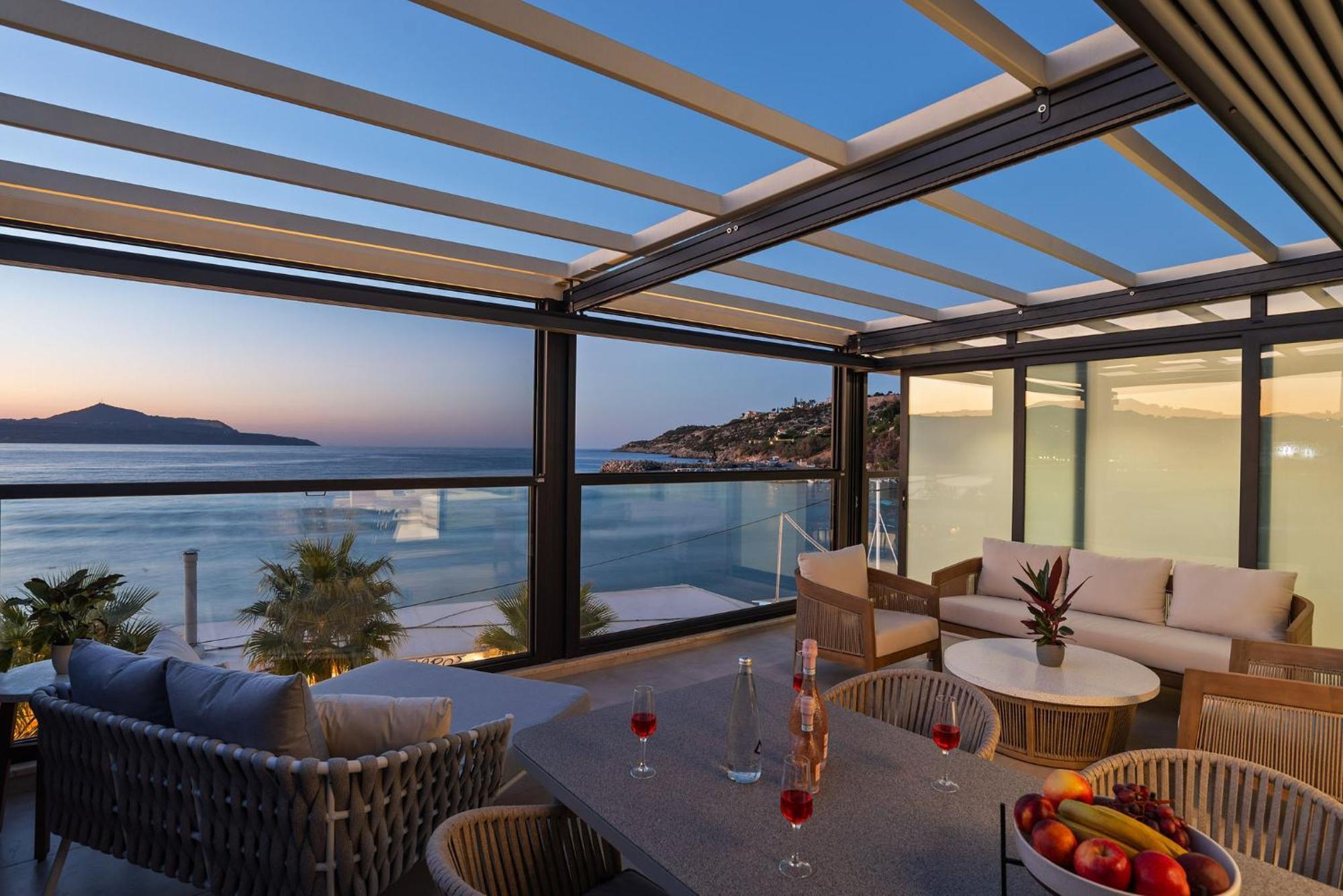 Seagull Luxury Next To The Sea - By Apokornas Apartment Almyrida (Crete)
