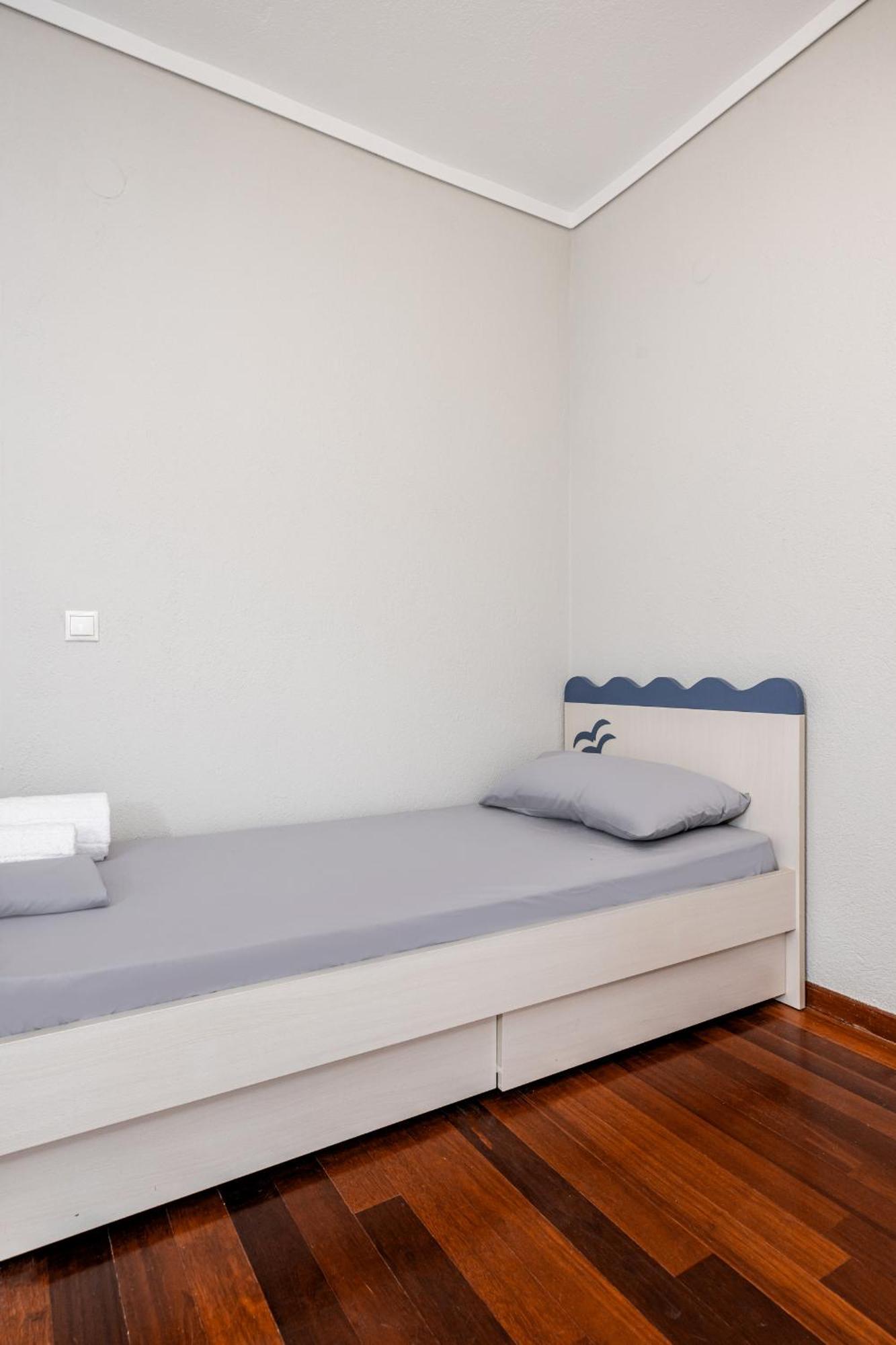 Spacious 3-bedroom With Wifi, Ac In Charming Kalamaria - Mountain View * Thessaloniki