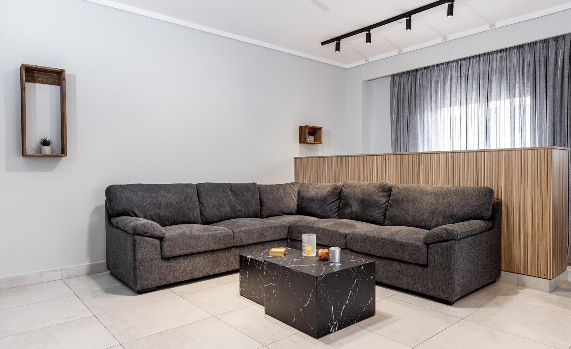Apartment Spacious 3-bedroom With Wifi, Ac In Charming Kalamaria - Mountain View Thessaloniki