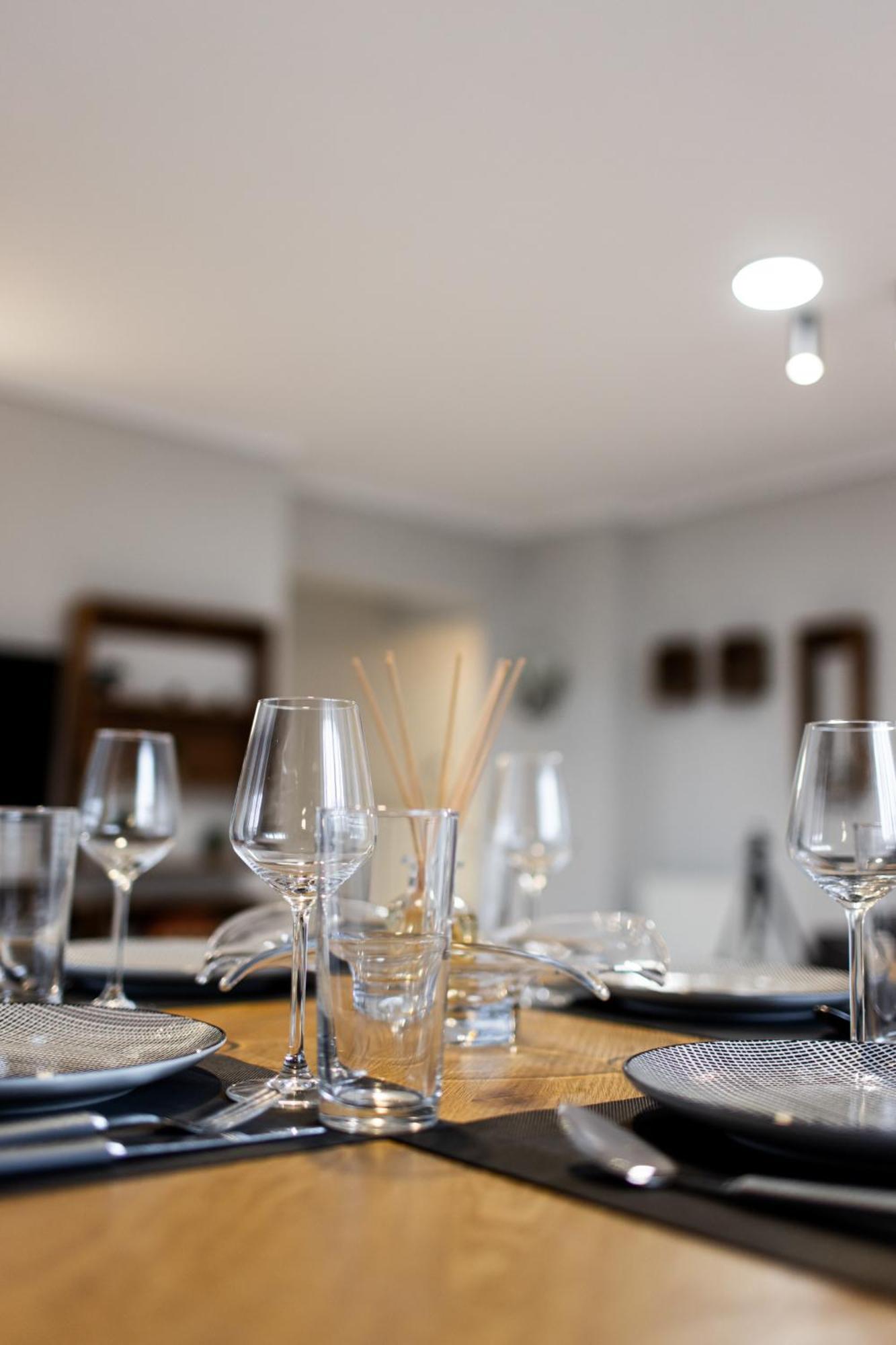 Apartment Spacious 3-bedroom With Wifi, Ac In Charming Kalamaria - Mountain View