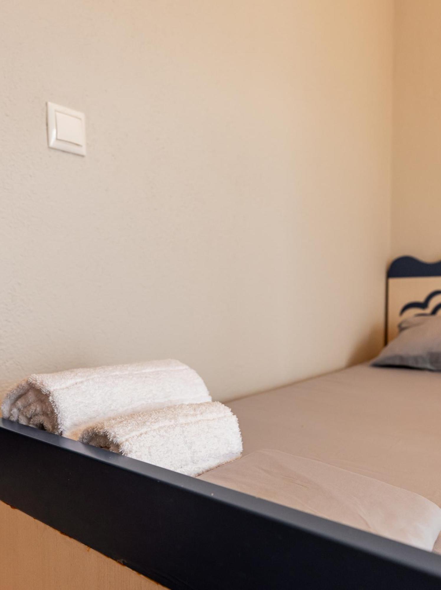 Spacious 3-bedroom With Wifi, Ac In Charming Kalamaria - Mountain View Apartment Thessaloniki
