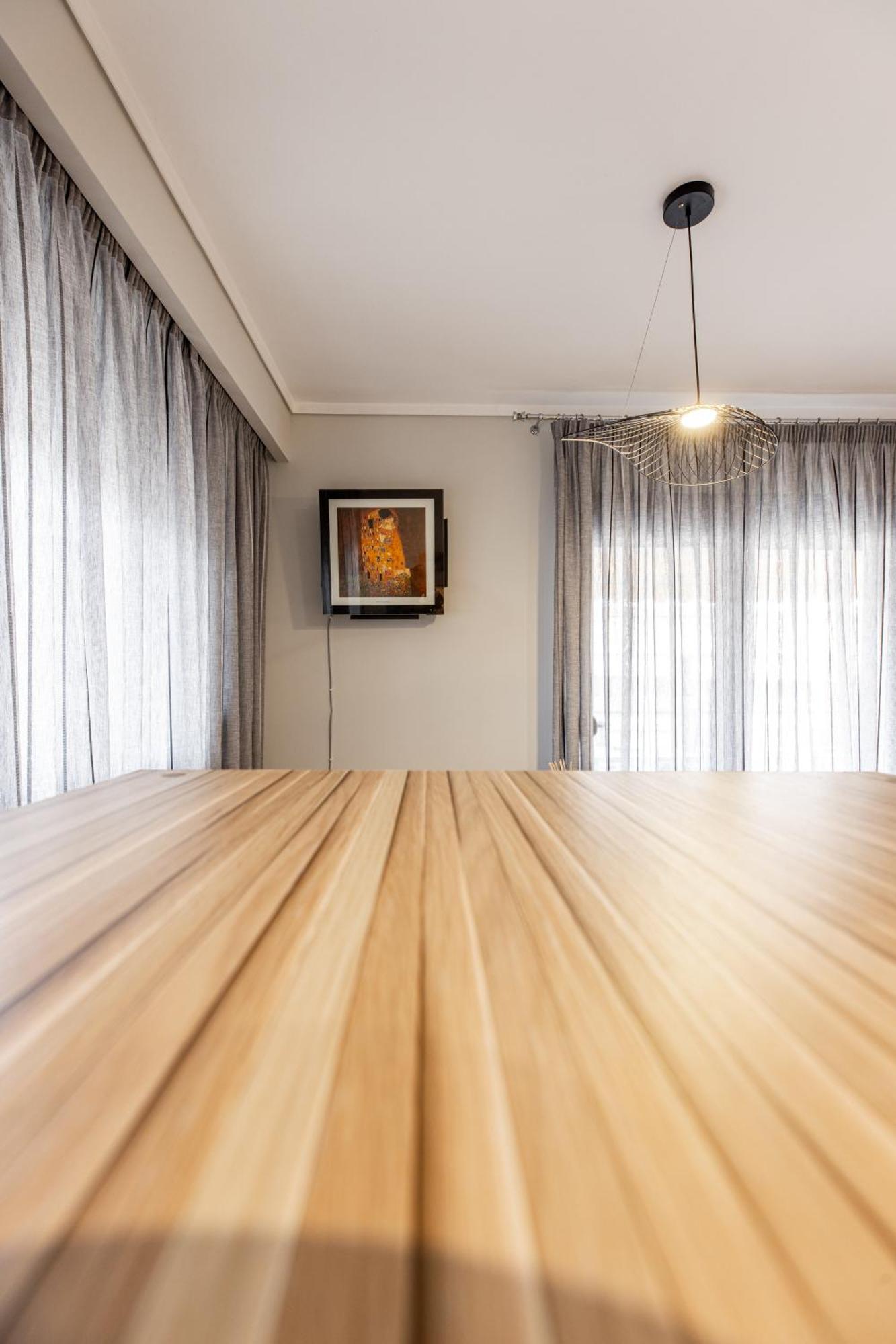 Apartment Spacious 3-bedroom With Wifi, Ac In Charming Kalamaria - Mountain View *