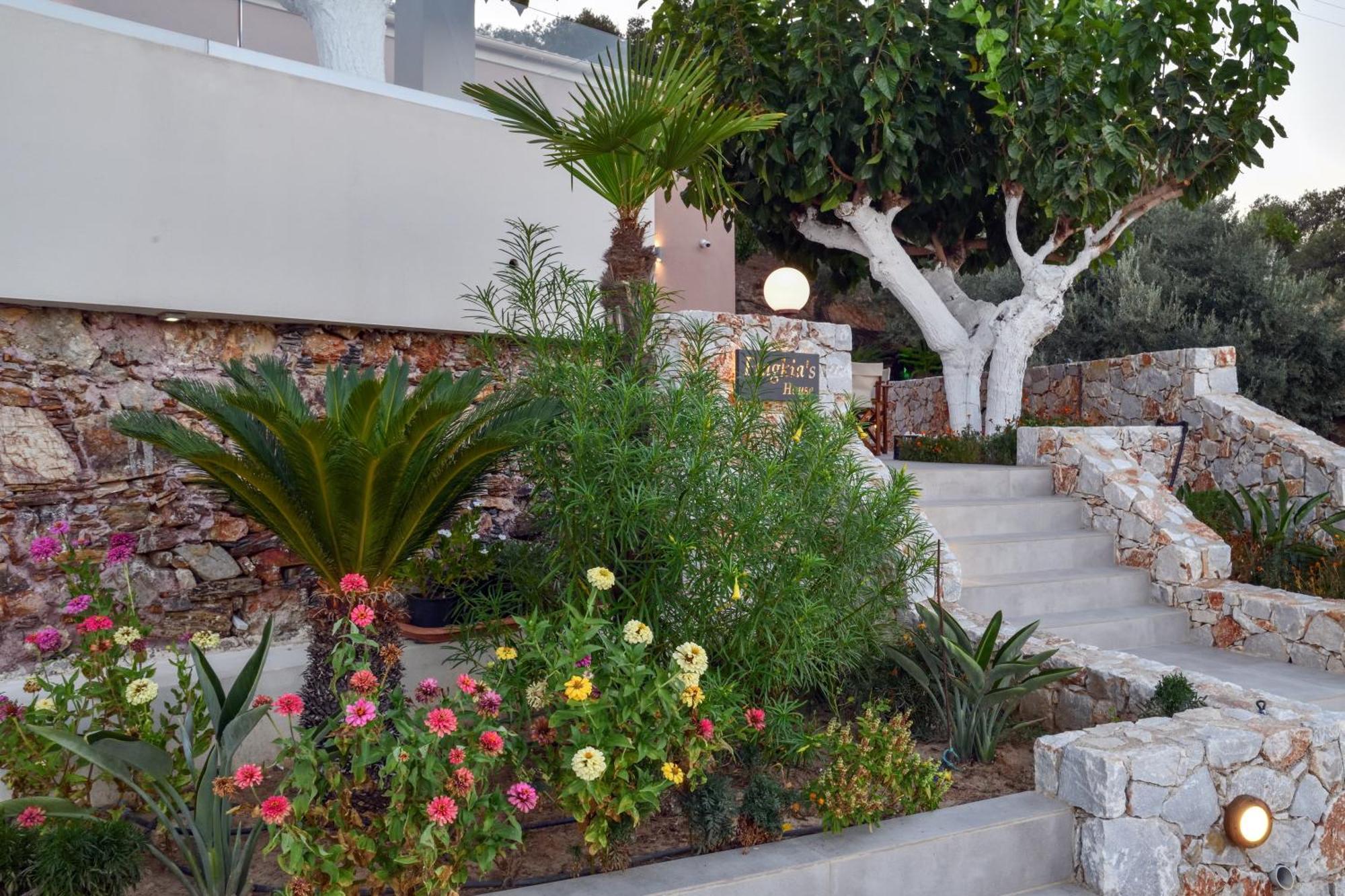 Alexandras's Mansion * Agia (Chania, Crete)