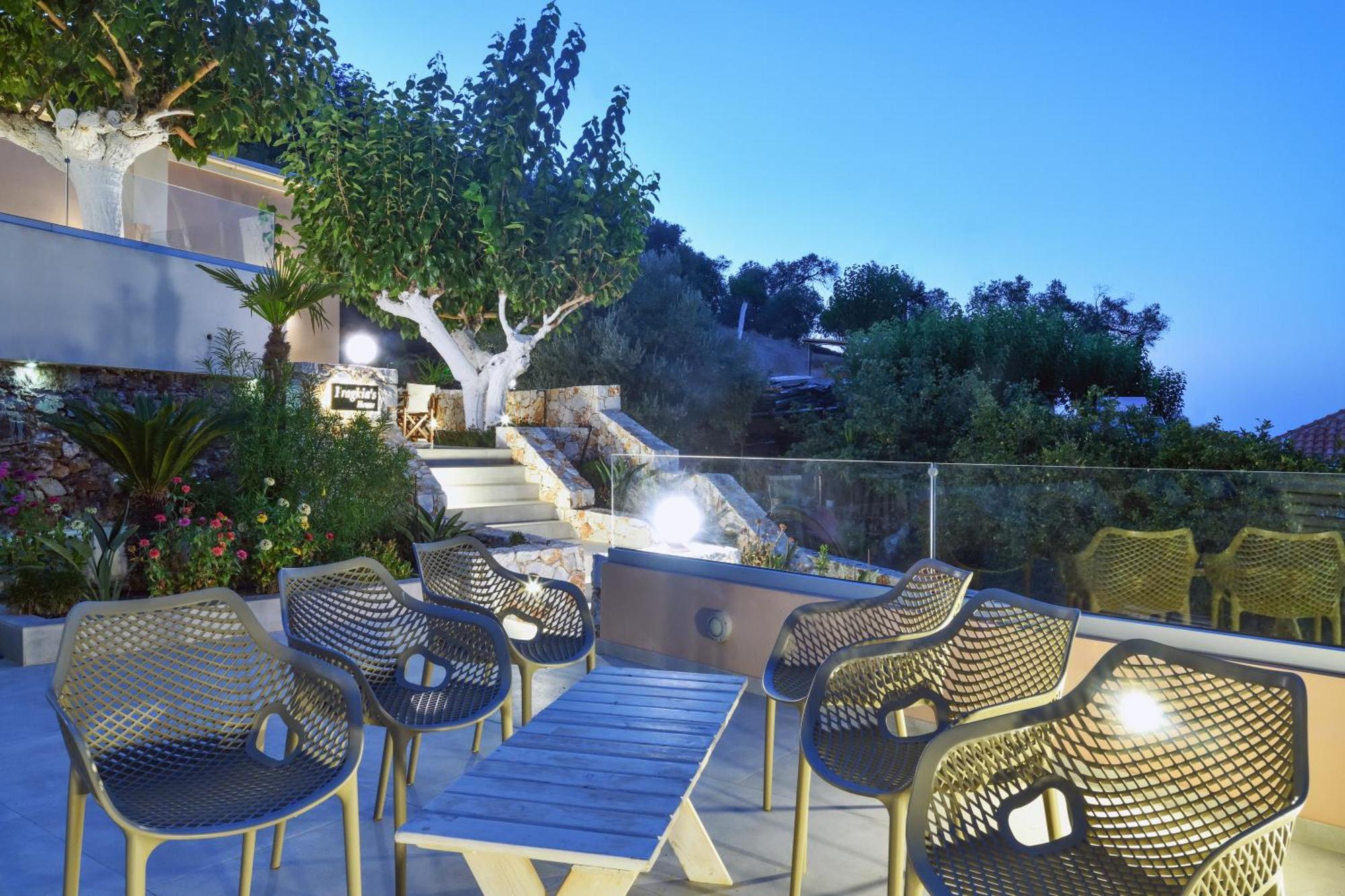 Alexandras's Mansion Villa *