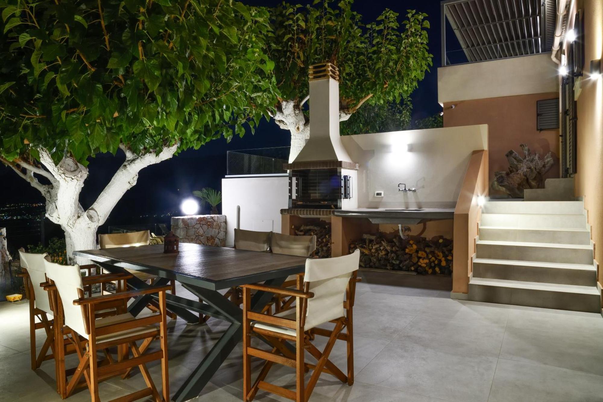 Alexandras's Mansion Villa