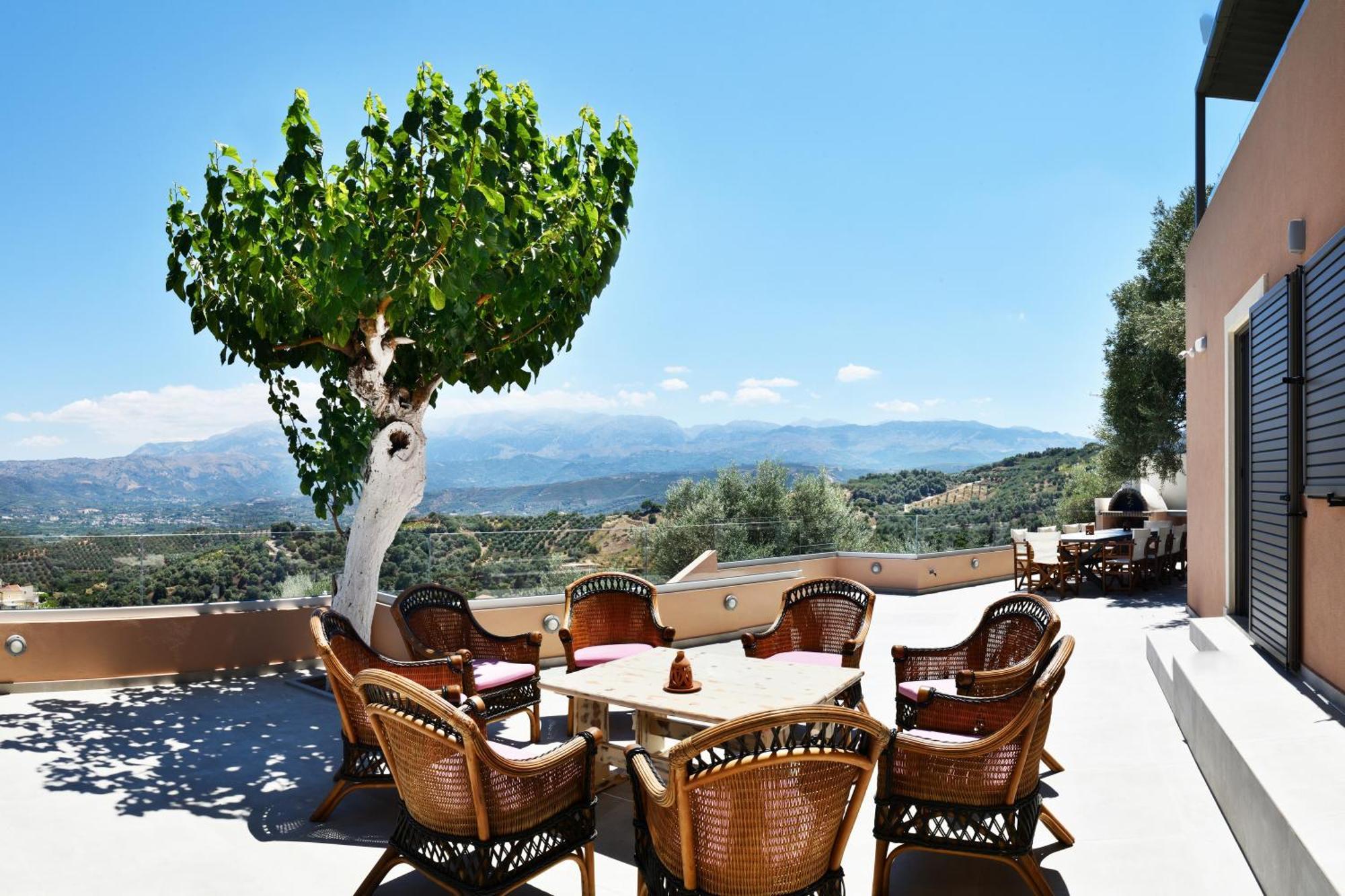 Villa Alexandras's Mansion - Alexinia's House Agia (Chania, Crete)