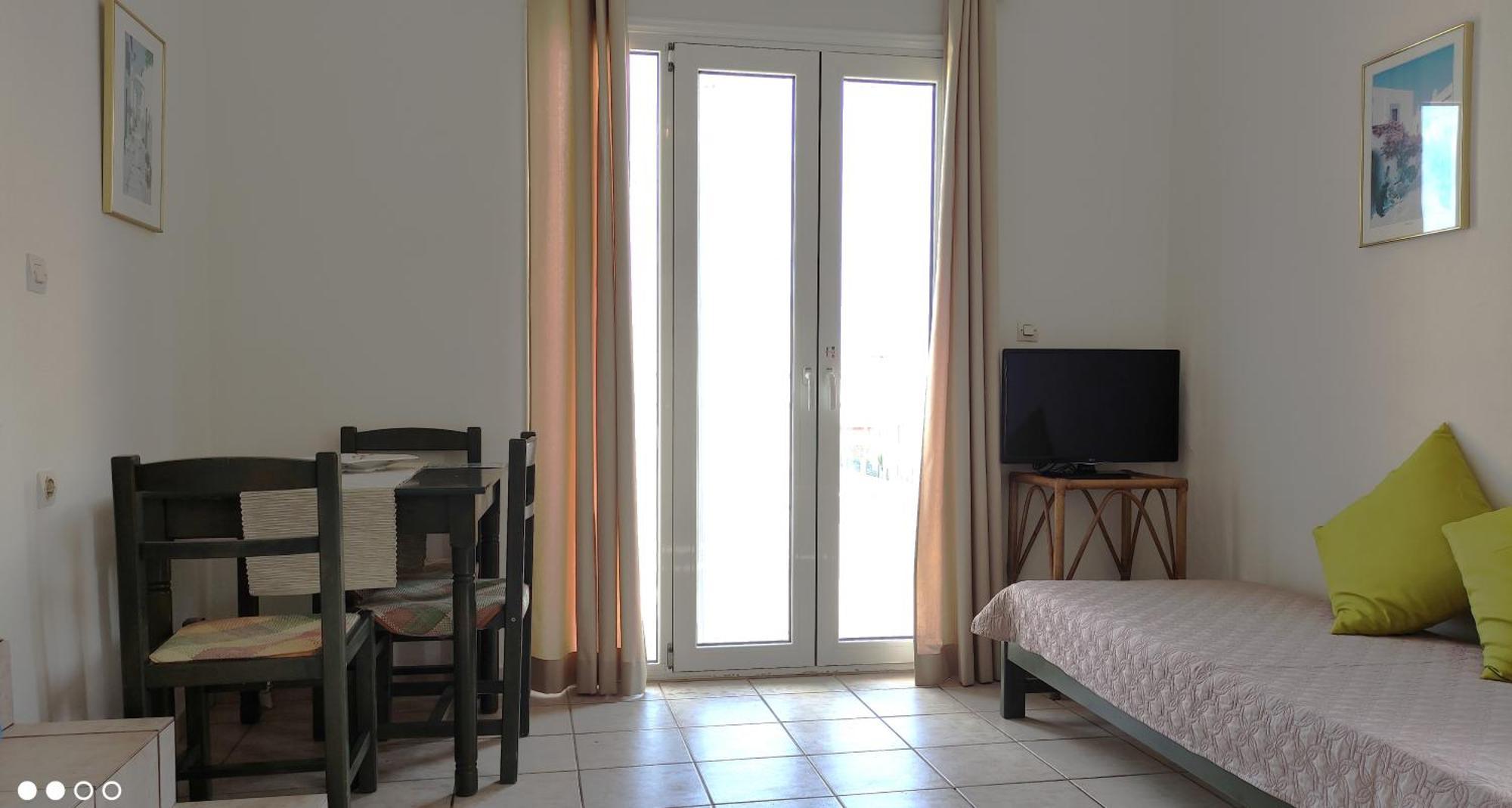 Elina Apartment