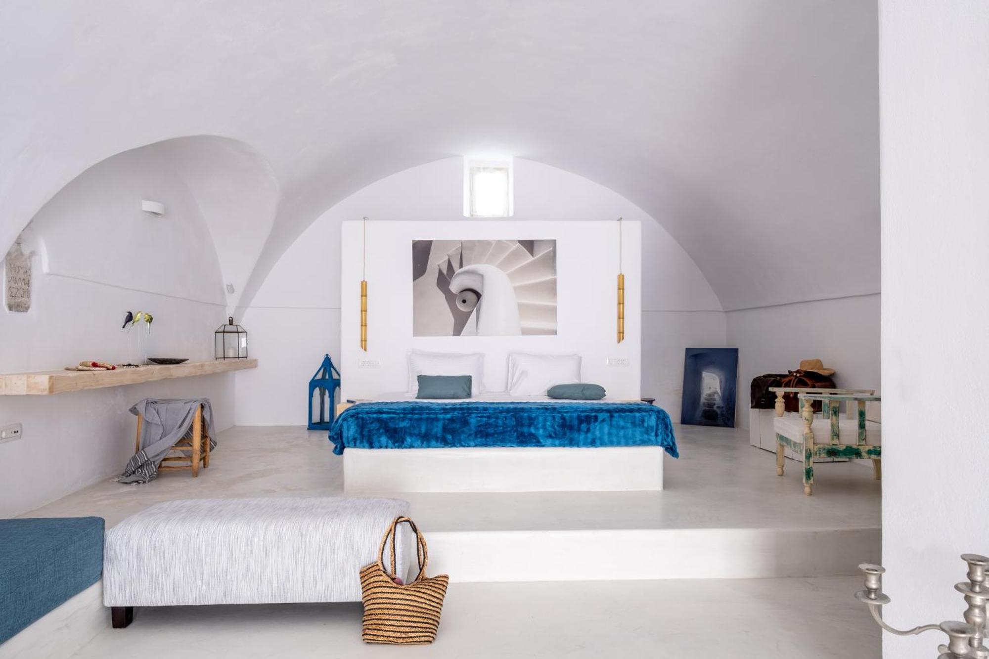 Art Canava Luxury Villa Fira (Santorini)