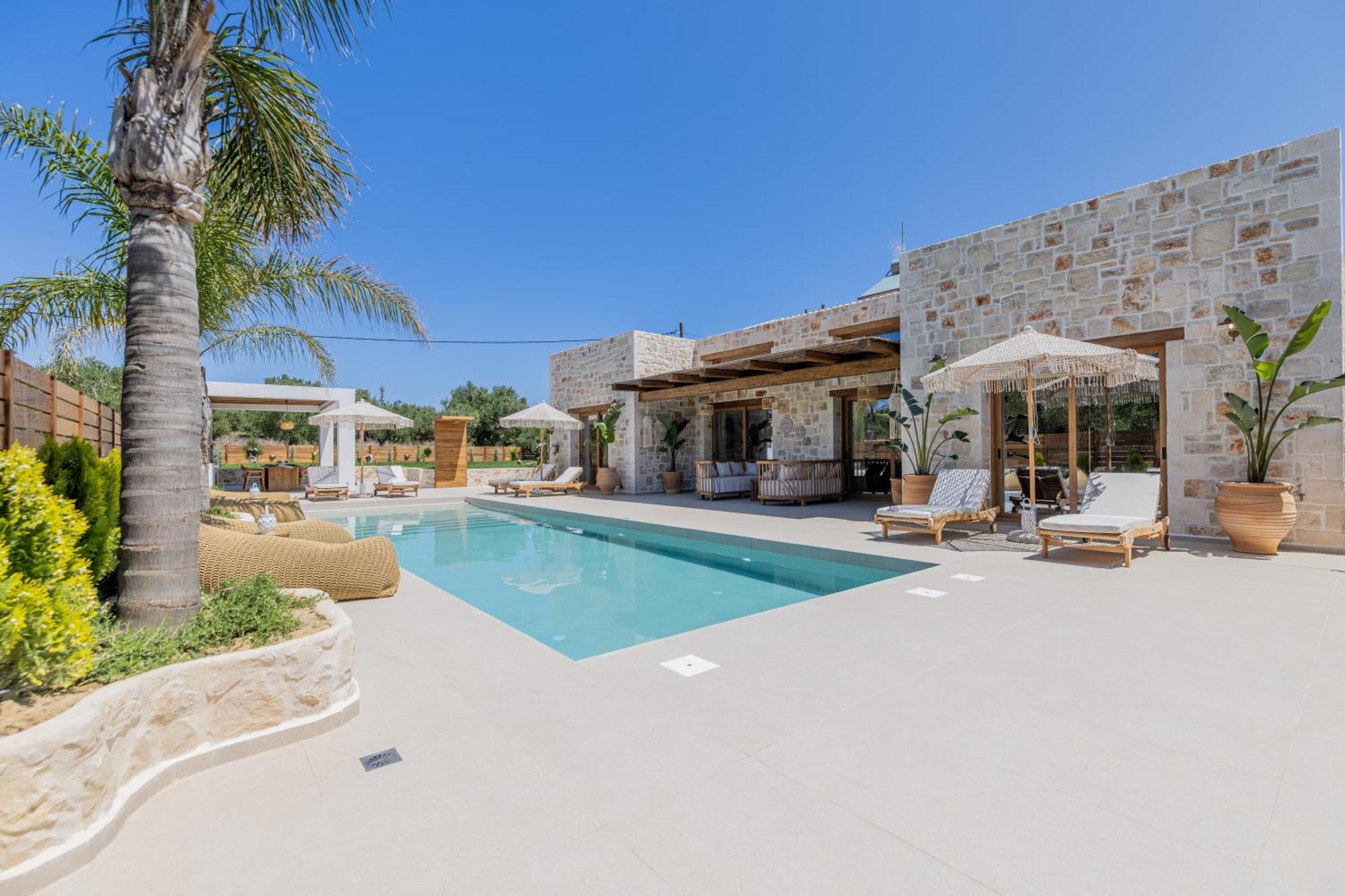 White Stone Orion - Poolside Escape Close To Laganas * Lithakia (Zakynthos)