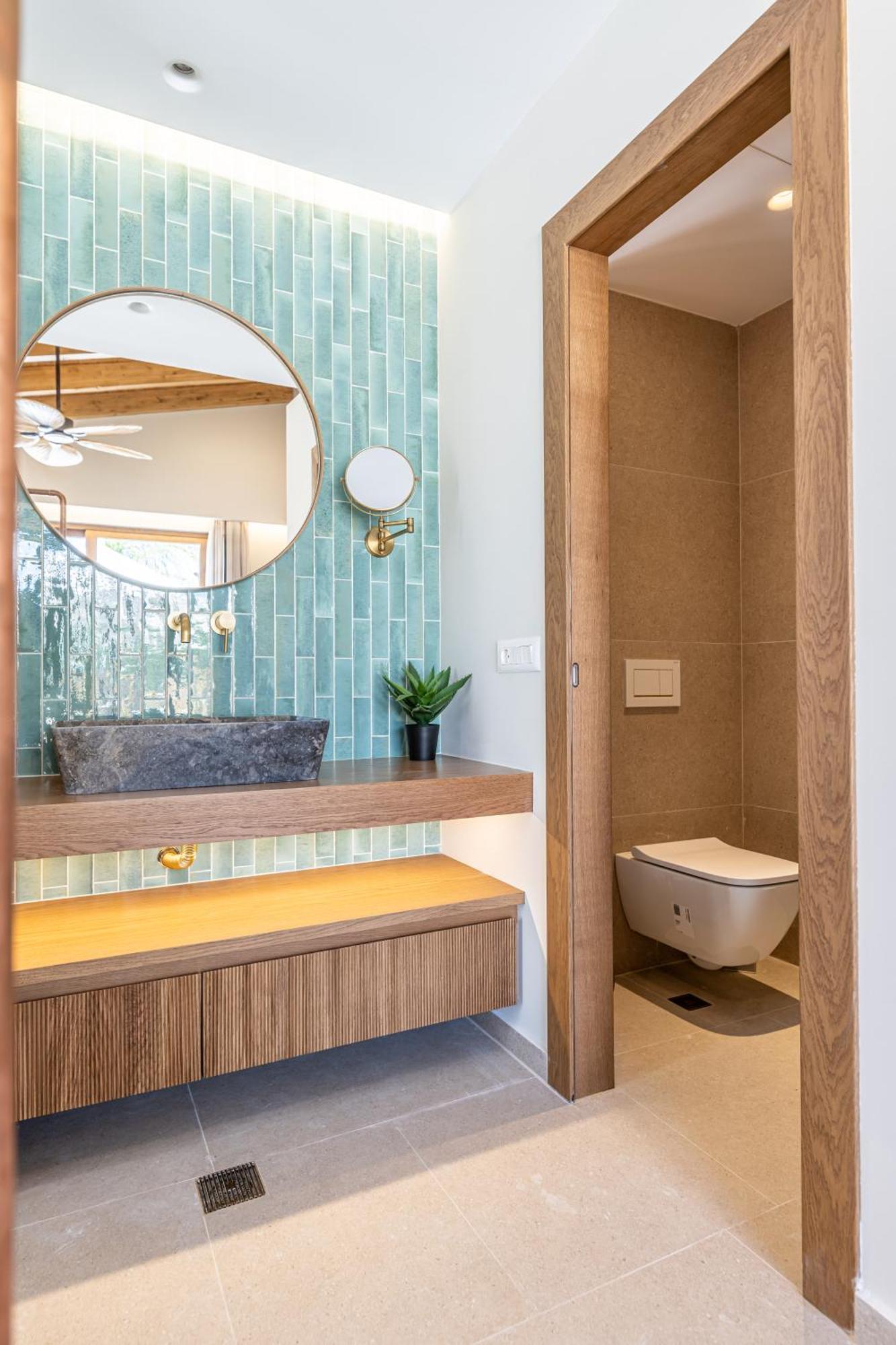 White Stone Orion - Poolside Escape Close To Laganas *