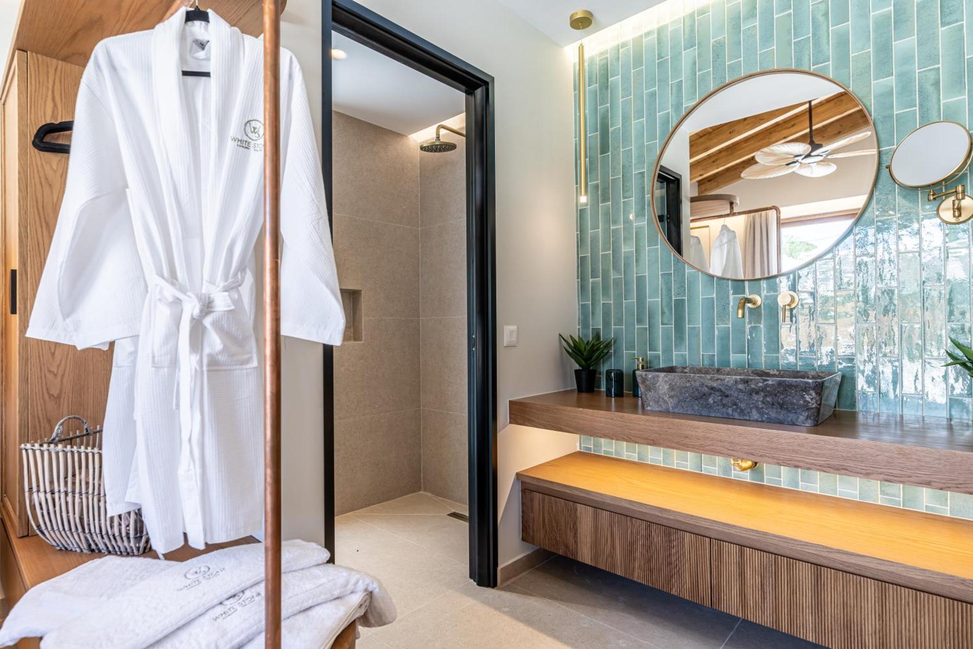 Villa White Stone Orion - Poolside Escape Close To Laganas