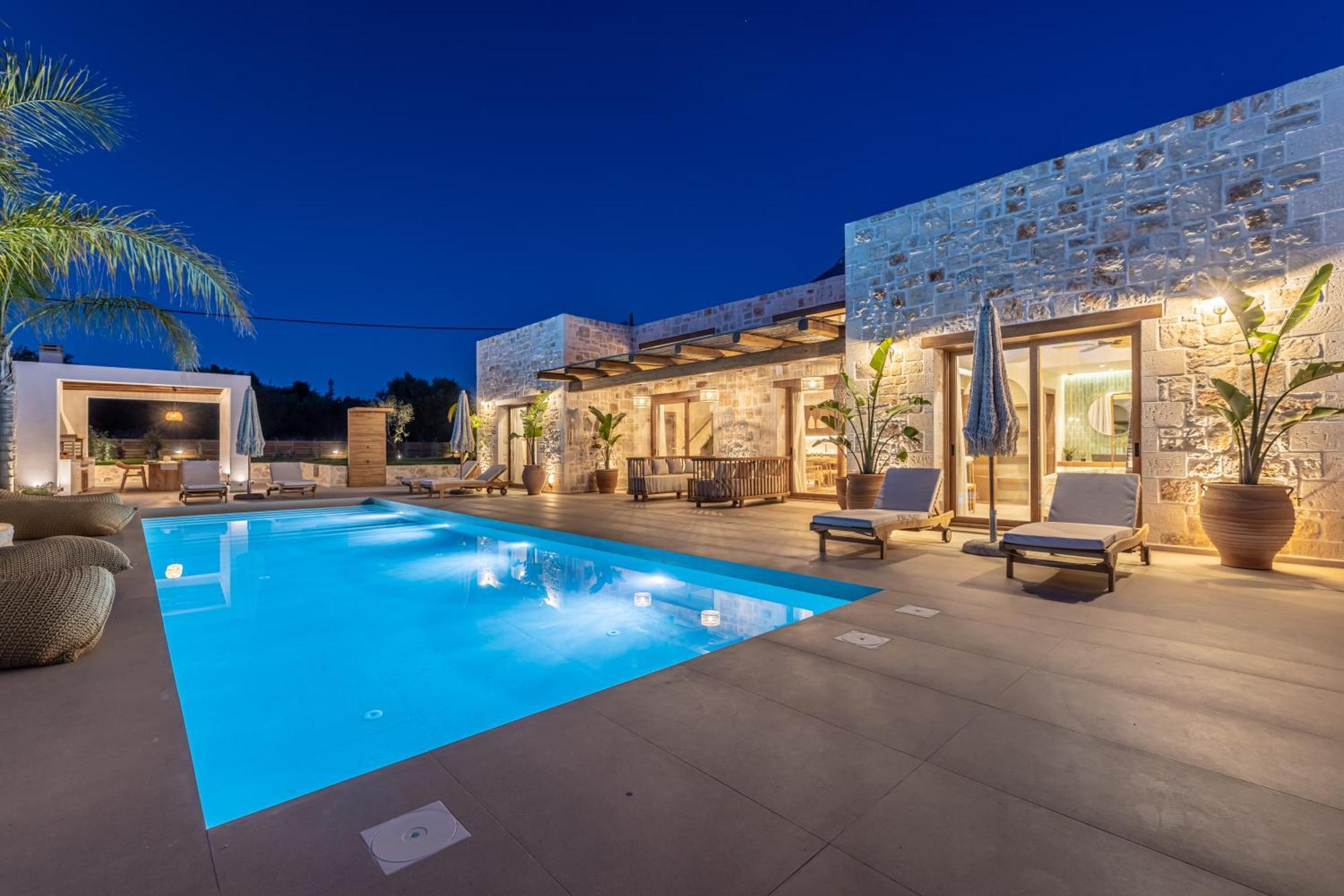 White Stone Orion - Poolside Escape Close To Laganas * Lithakia (Zakynthos)
