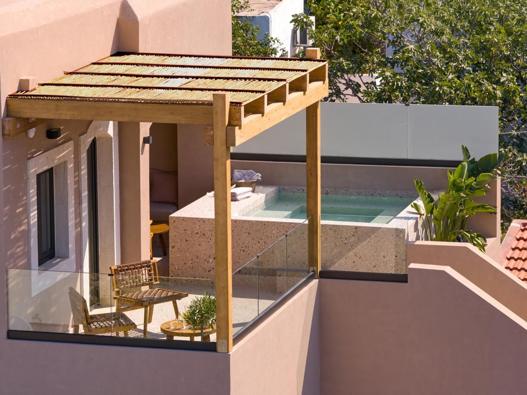 Kaptara Premium Villa, Plunge Pool & Jacuzzis Villa Koutouloufari (Crete)