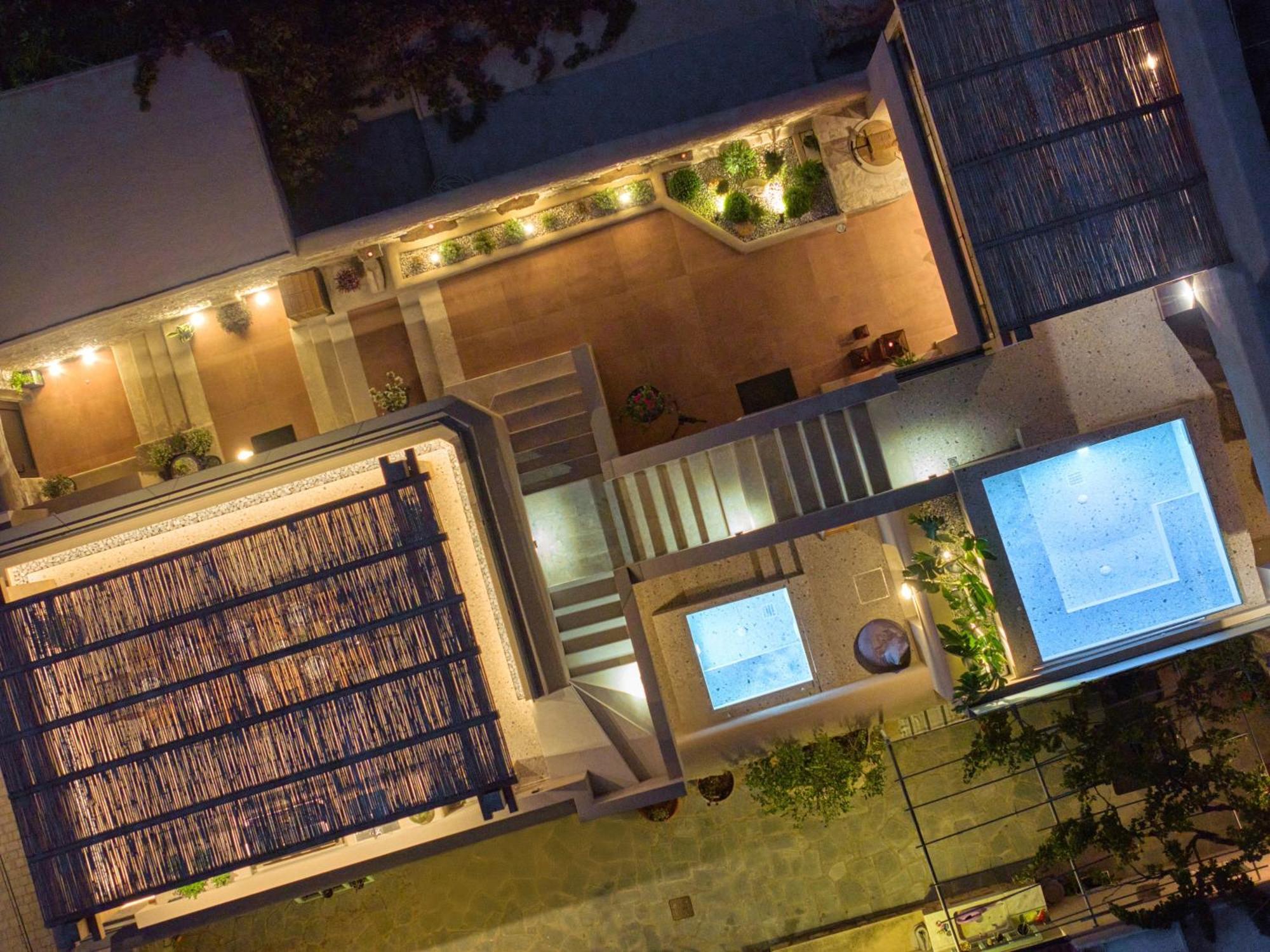 Kaptara Premium Villa, Plunge Pool & Jacuzzis Koutouloufari (Crete)