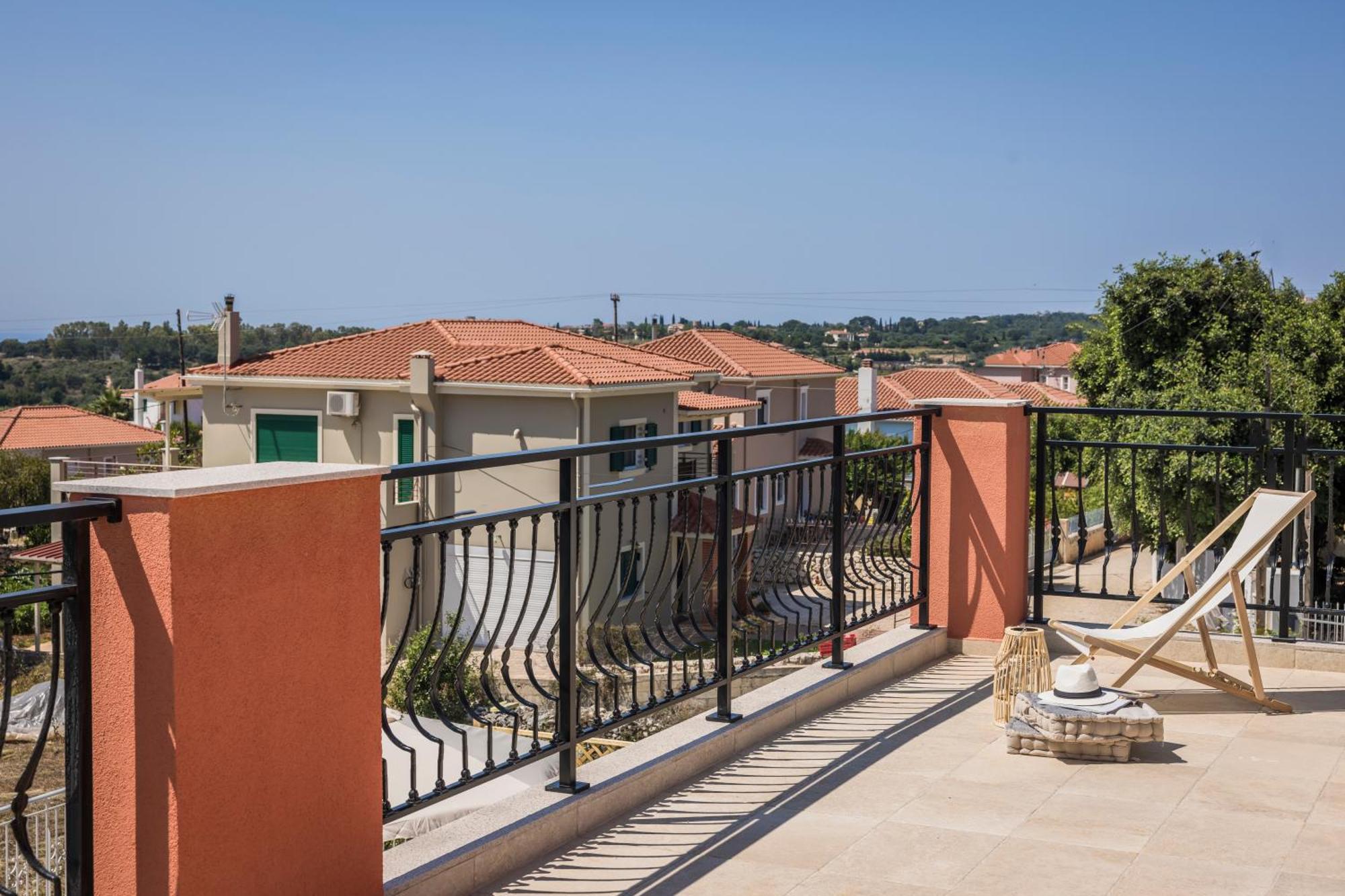 Villa Annino In Village With Private Pool! Karavados