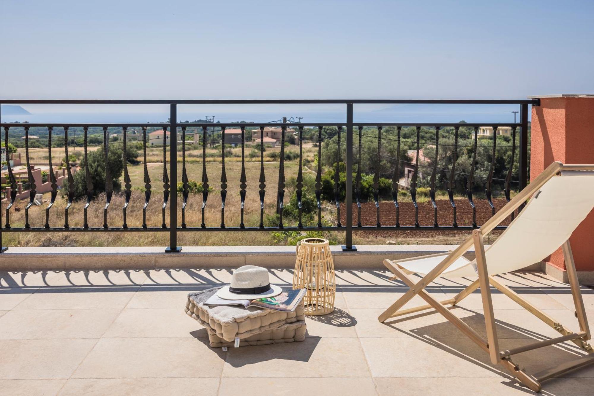 Villa Annino In Village With Private Pool! Karavados