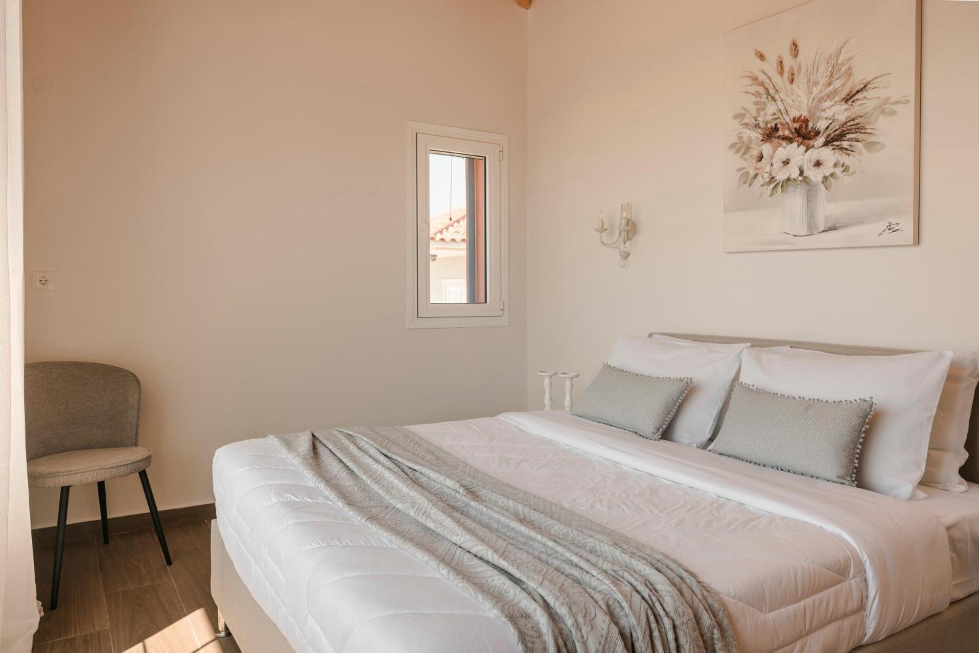 Annino In Village With Private Pool! *