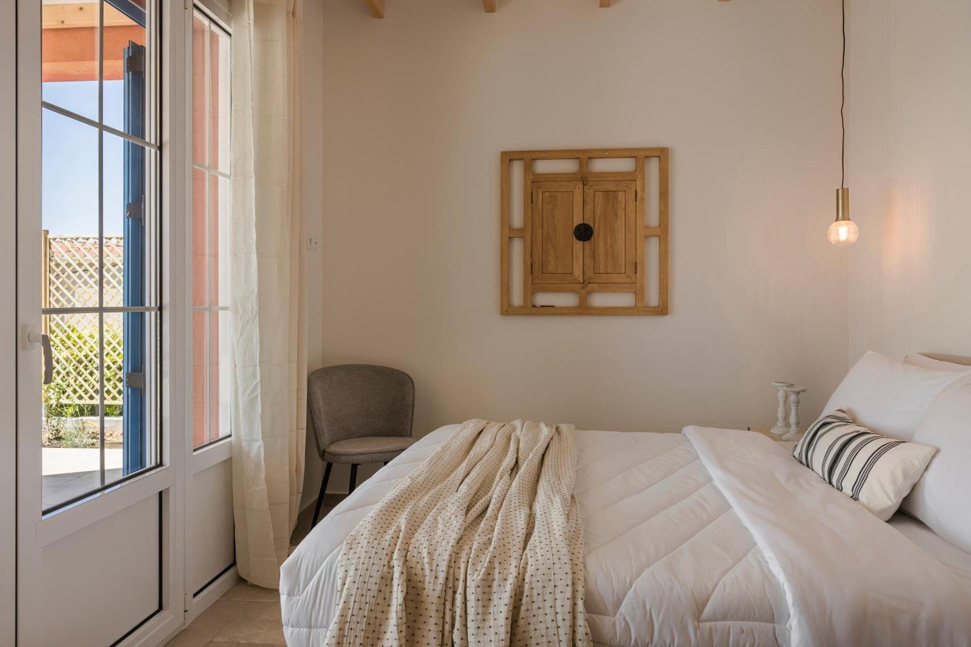Annino In Village With Private Pool! *