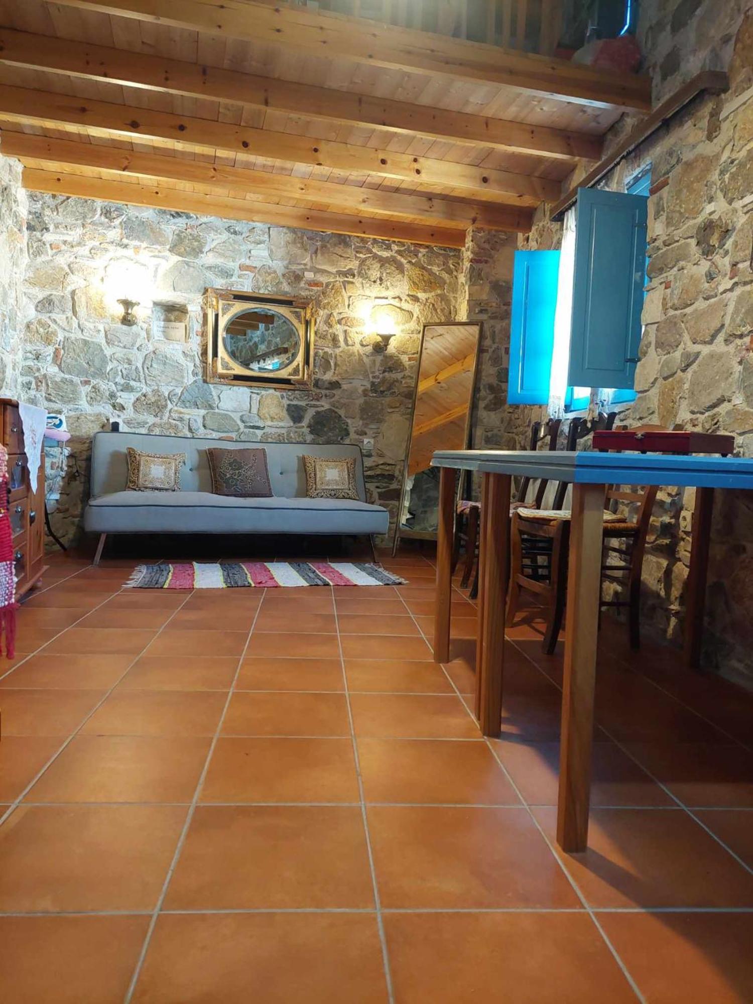 Seaview Villa Asfendiou
