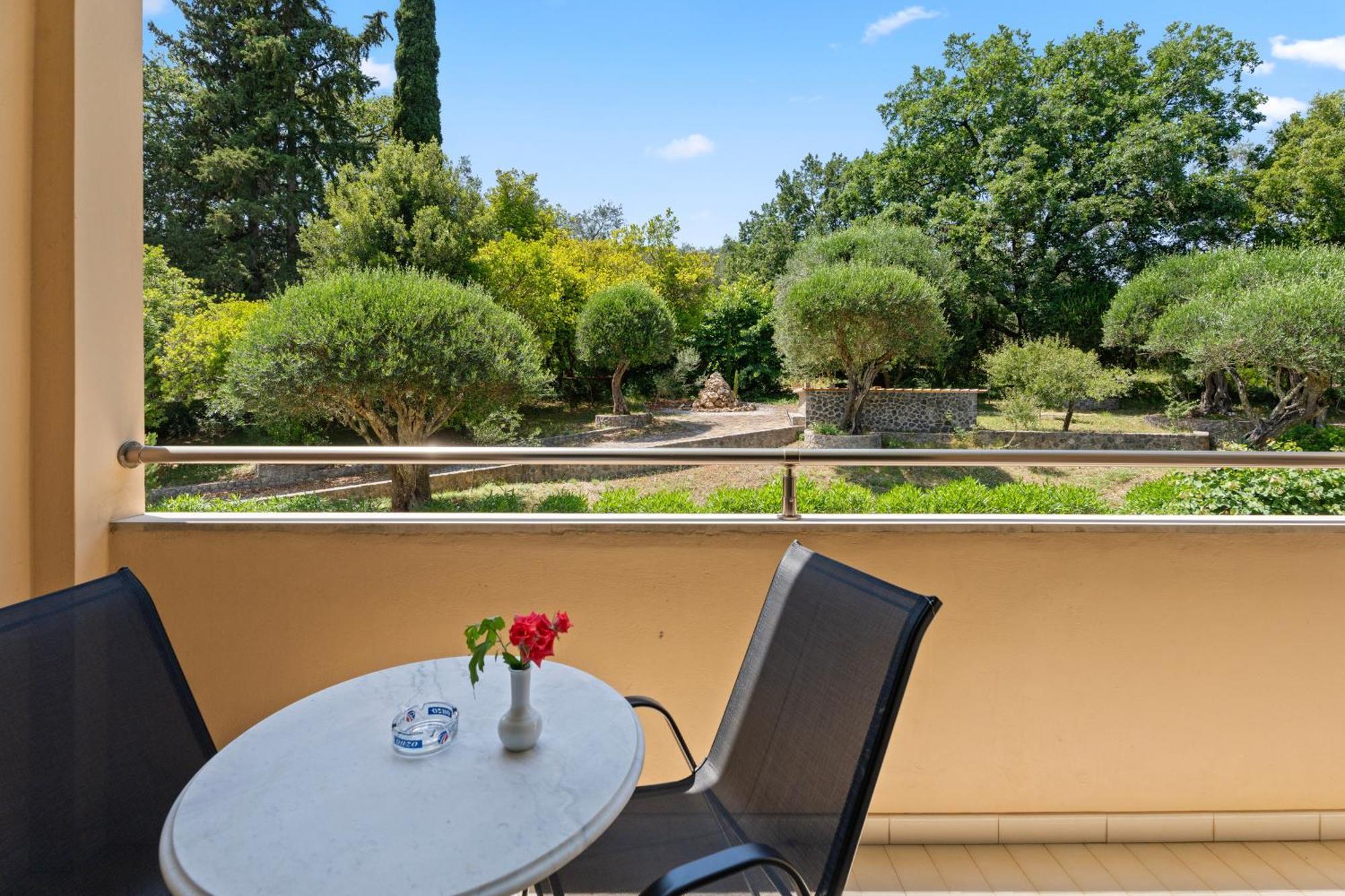Fiori Hotel 2*