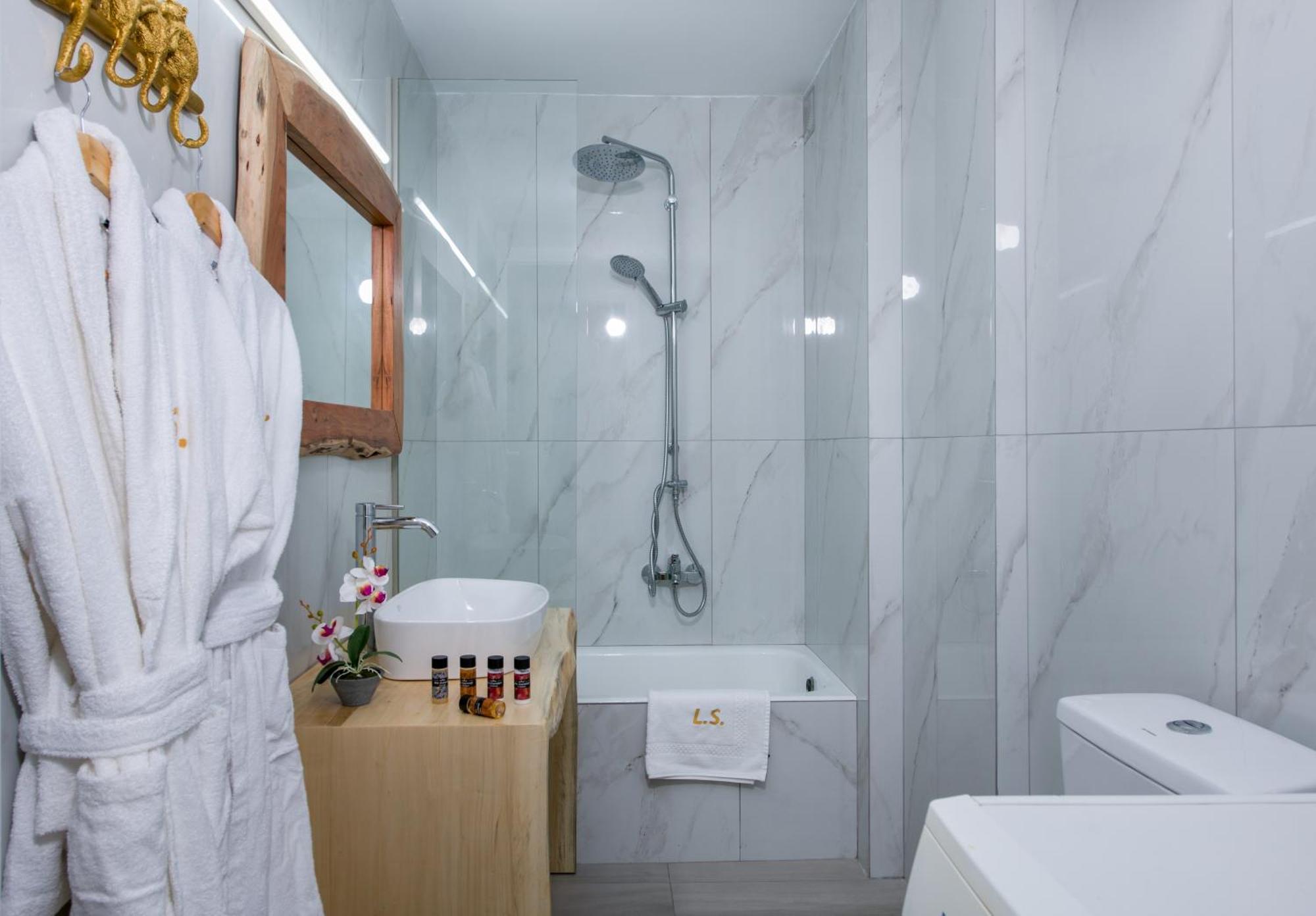 Lucky (adults Only) Aparthotel *