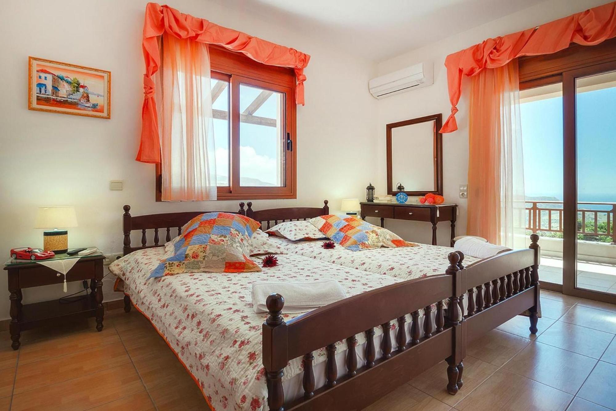 Triopetra Holiday home *
