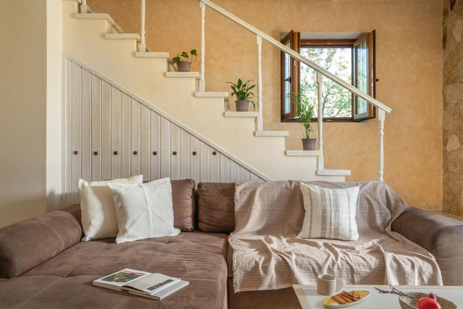 Ydria Villa Chavriata