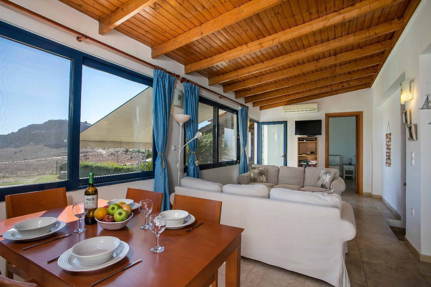 Seashell Villa *