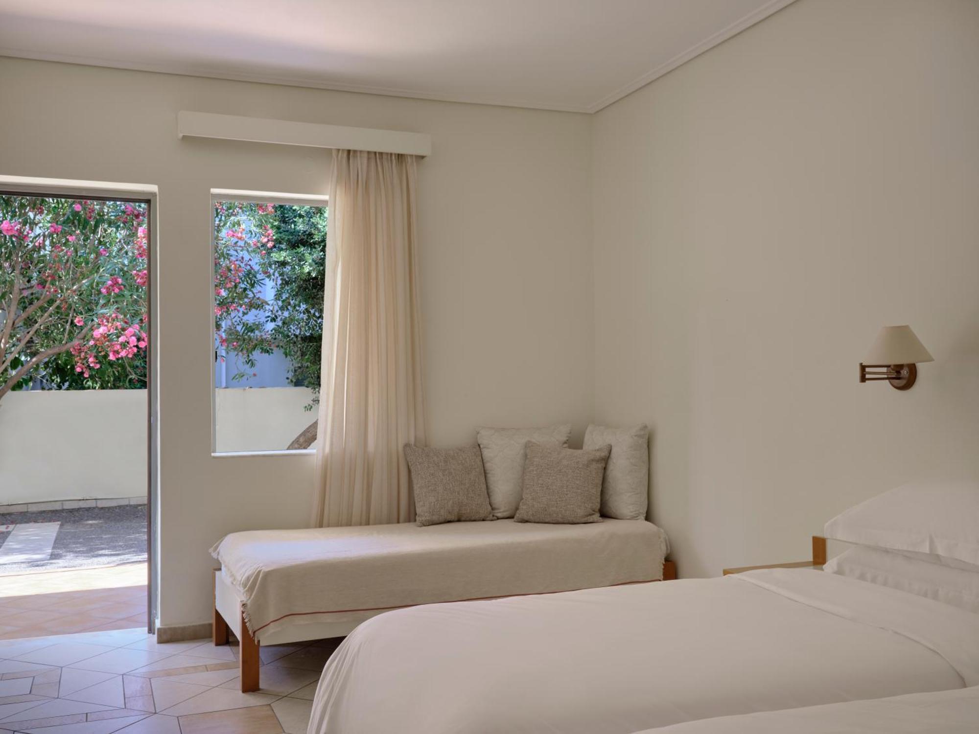 Atlantica Yakinthos 3* Kato Daratso