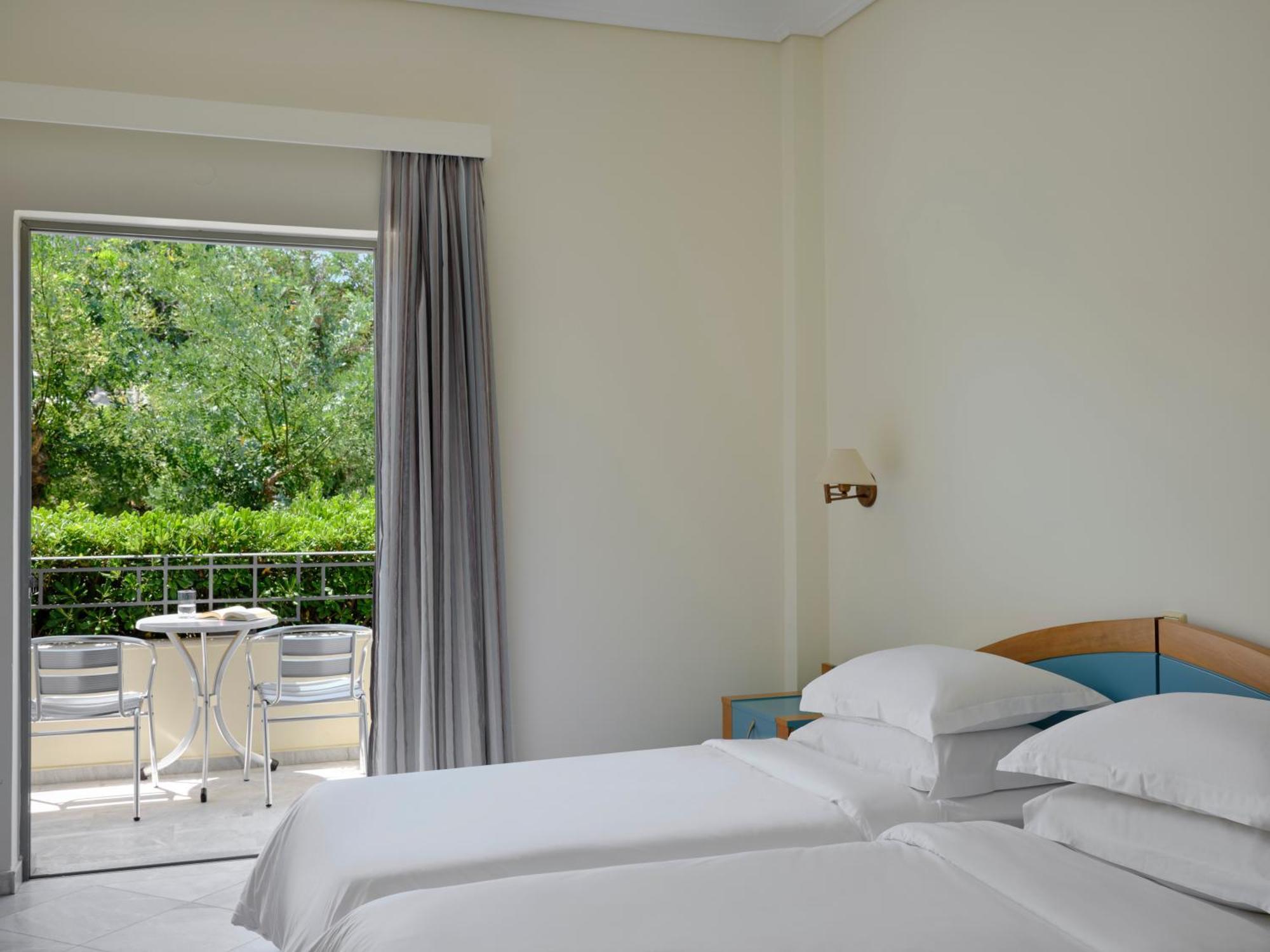 Atlantica Yakinthos Hotel