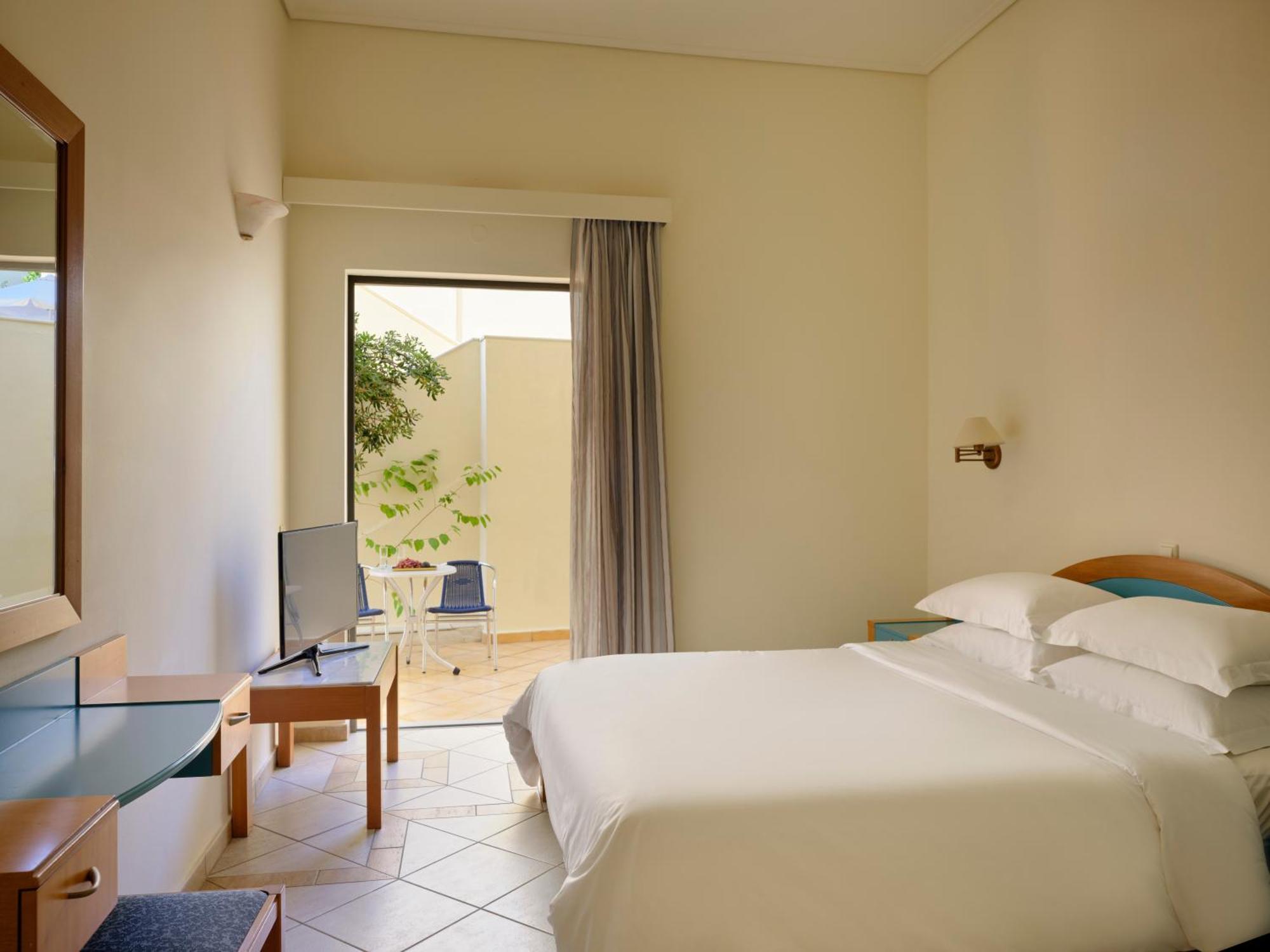 Hotel Atlantica Yakinthos
