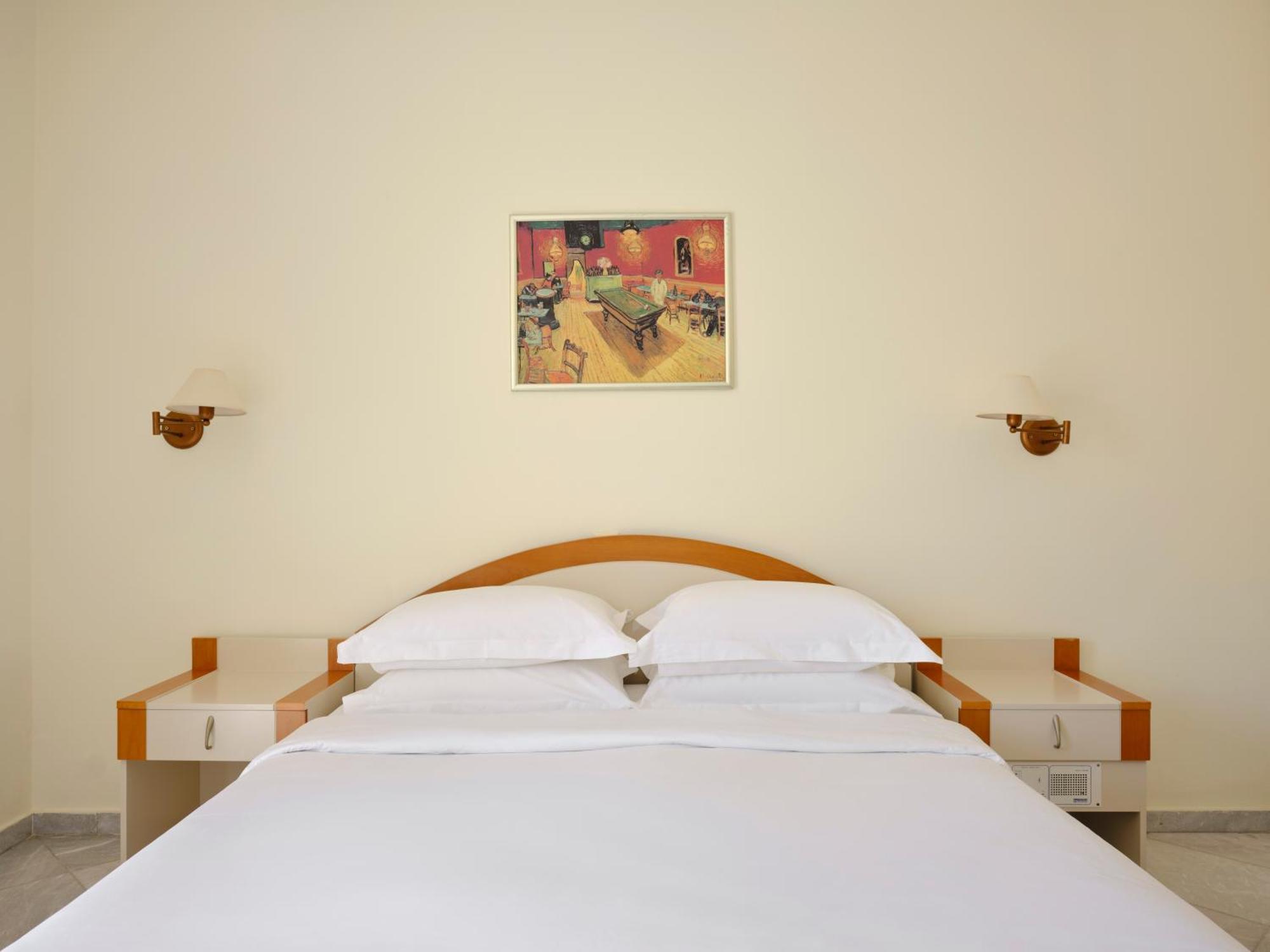 Atlantica Yakinthos Hotel