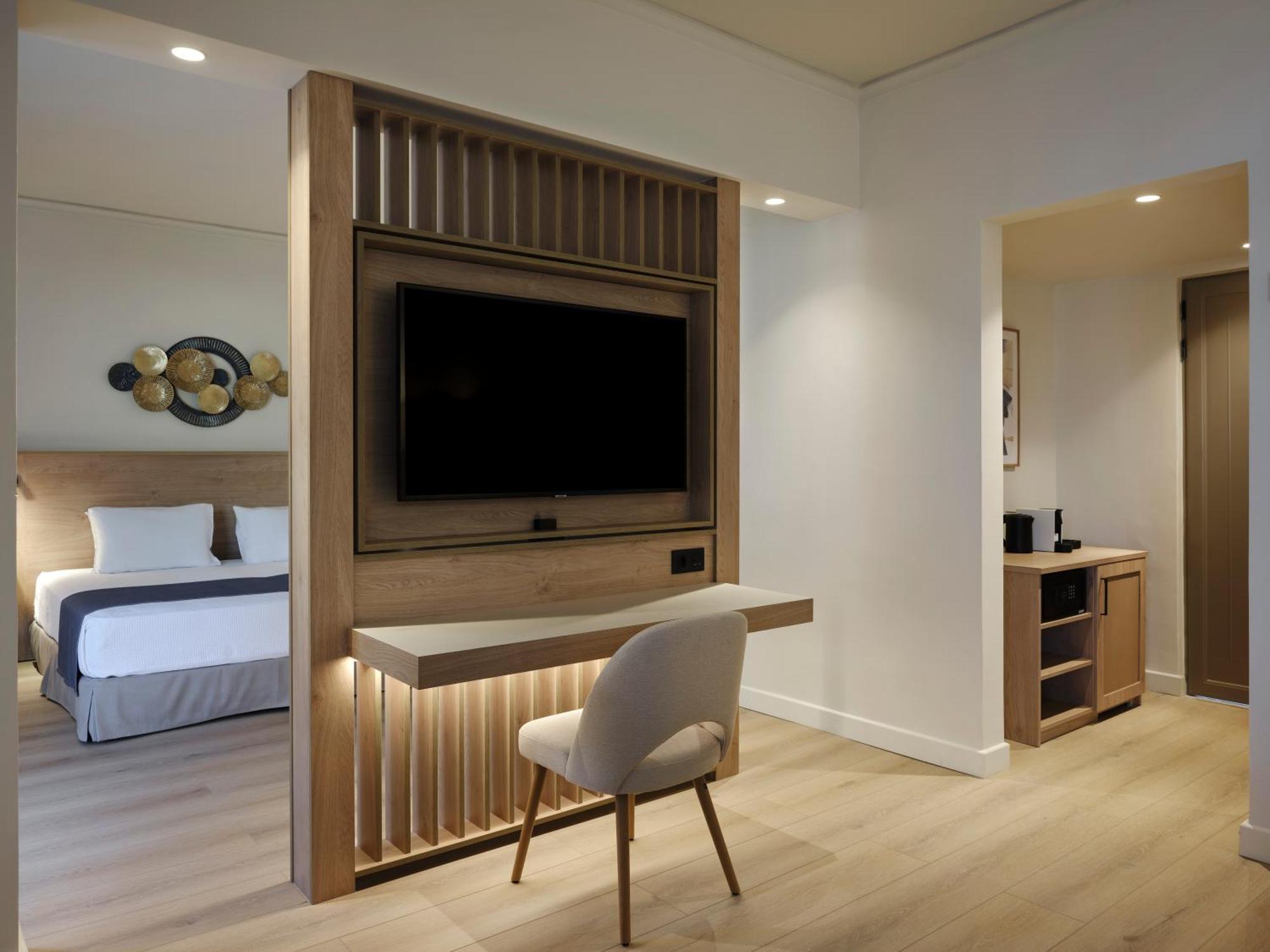 Hotel Atlantica Ocean 5*
