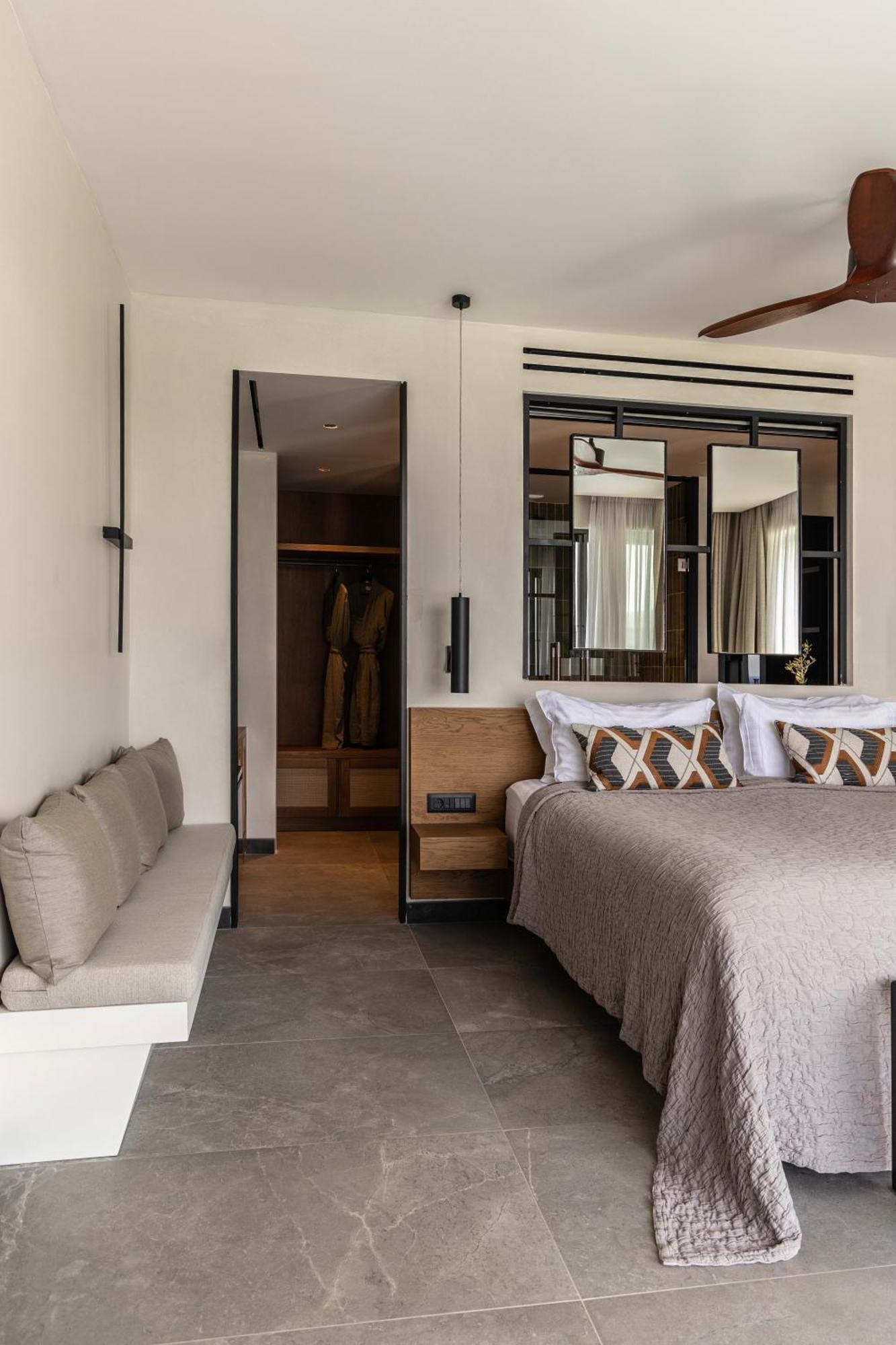 King Jason Zante - Designed For Adults Planos (Zakynthos)