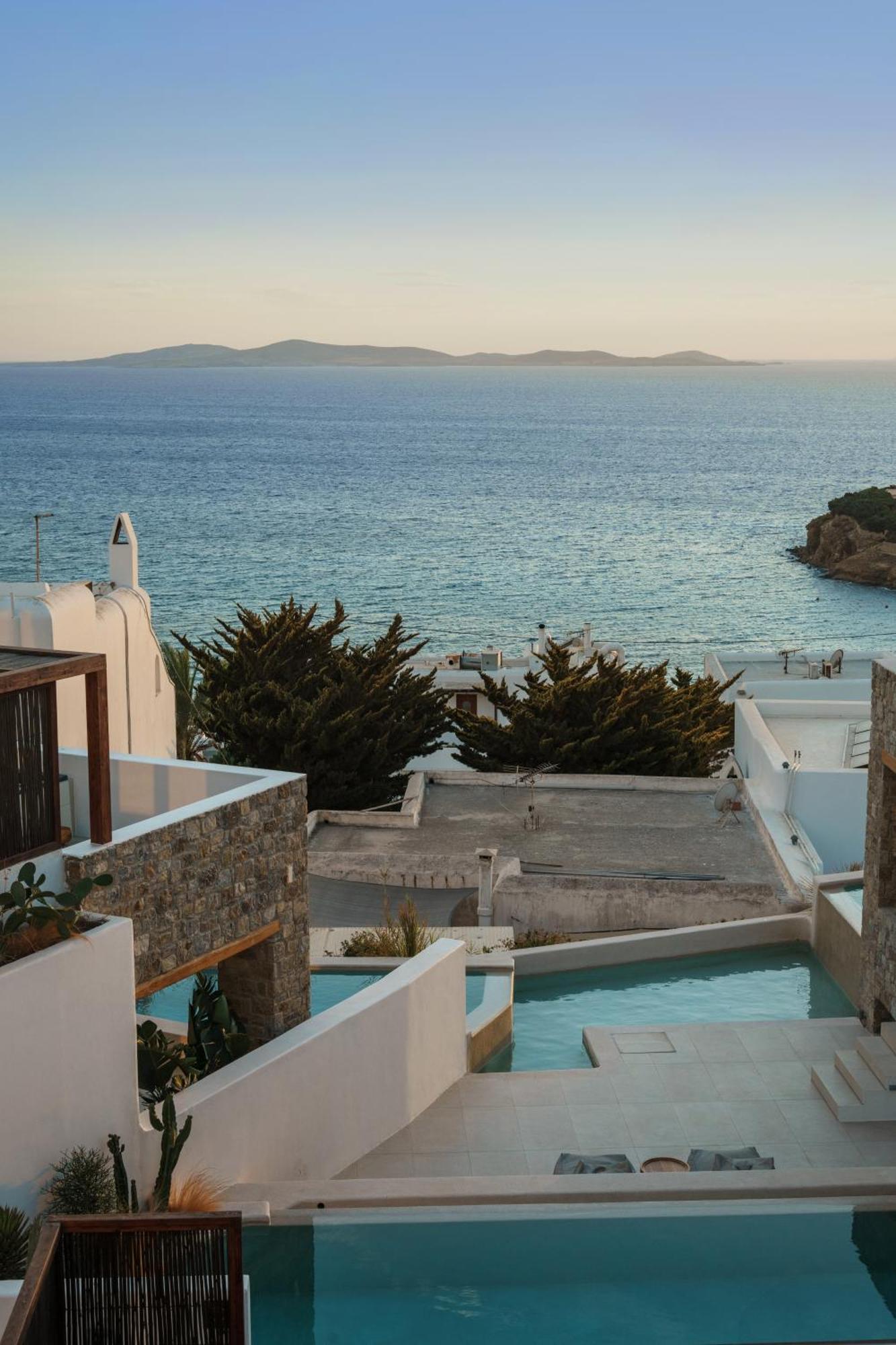 Bard De Sol Hotel