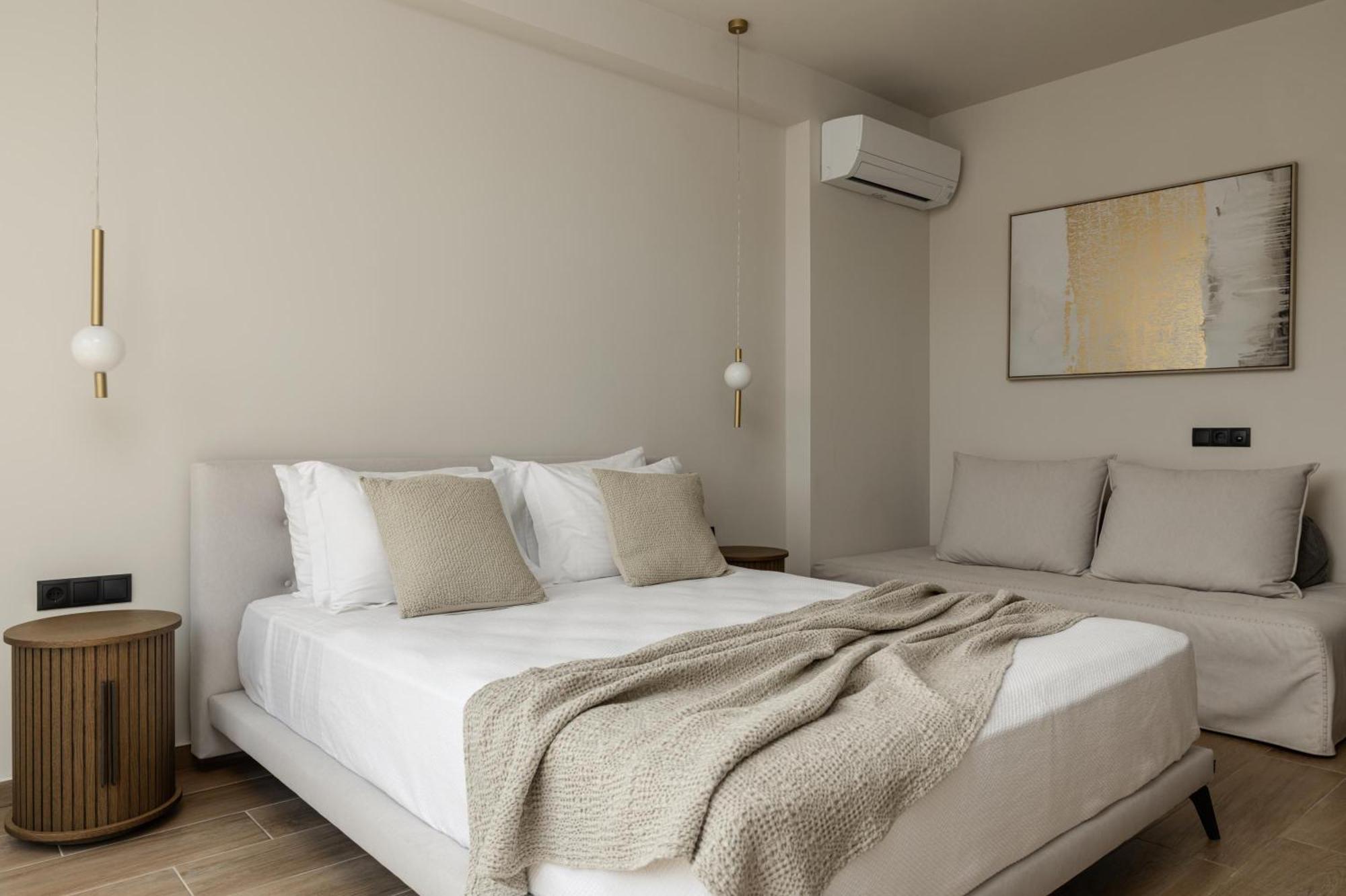 Villa Aerial - Sea & Gaze With Daily Housekeeping By Etouri *