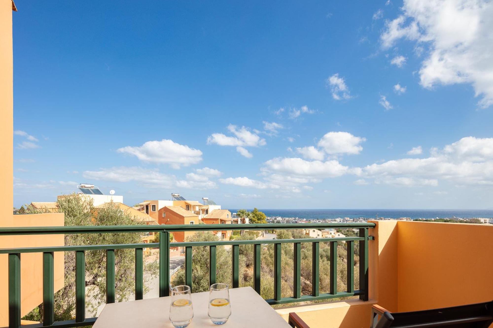 Dia Aparthotel Hersonissos (Crete)