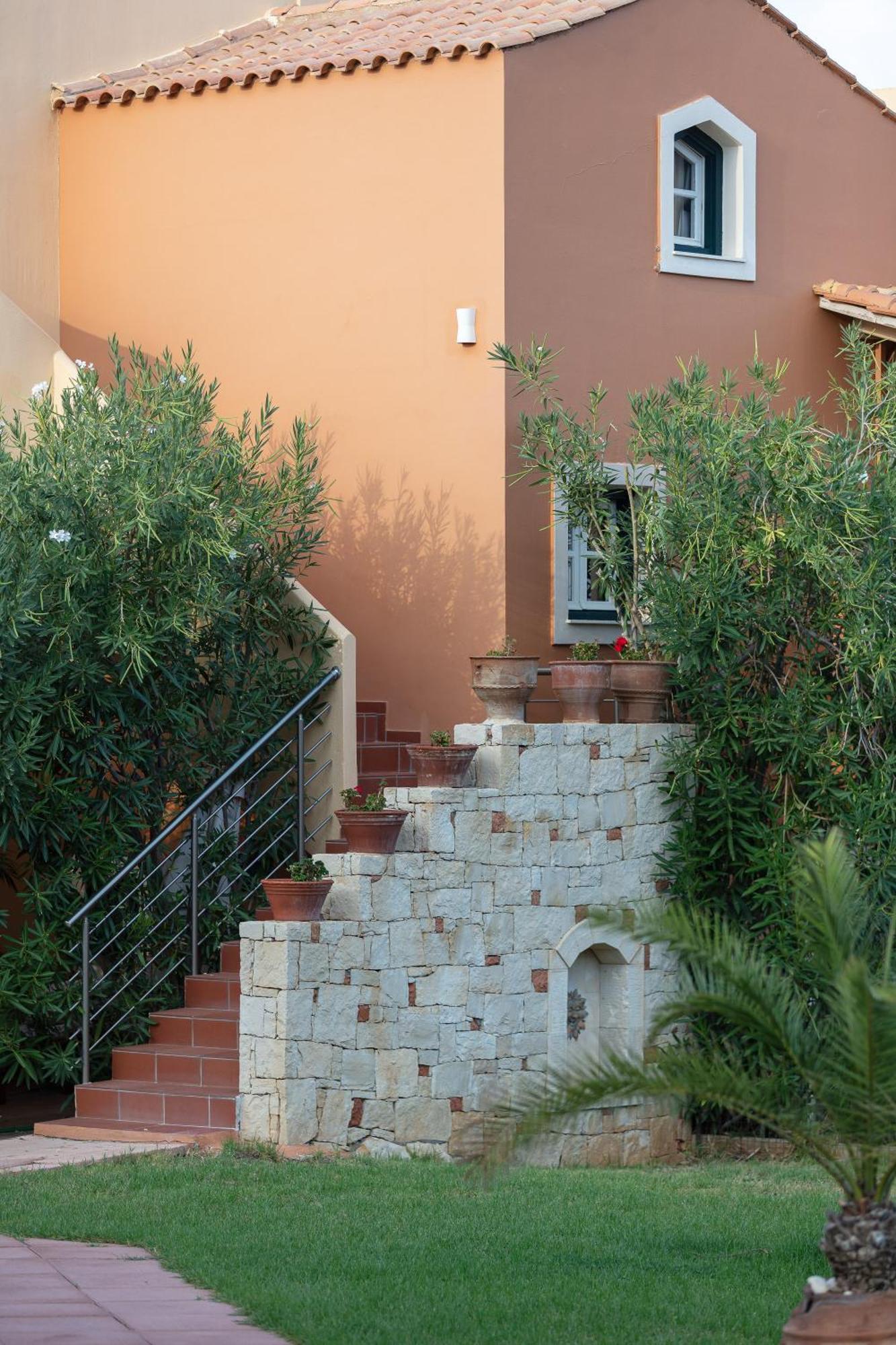 Aparthotel Dia Hersonissos (Crete)