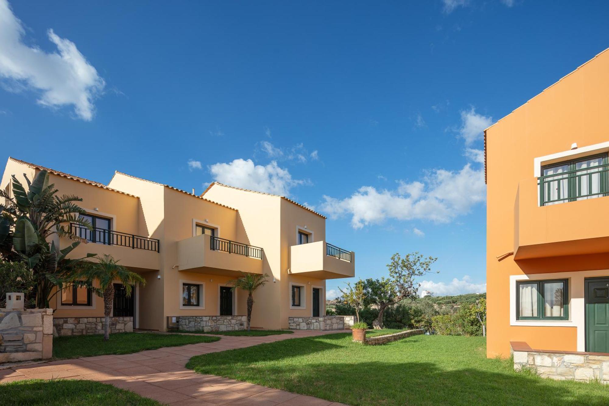 Dia Aparthotel