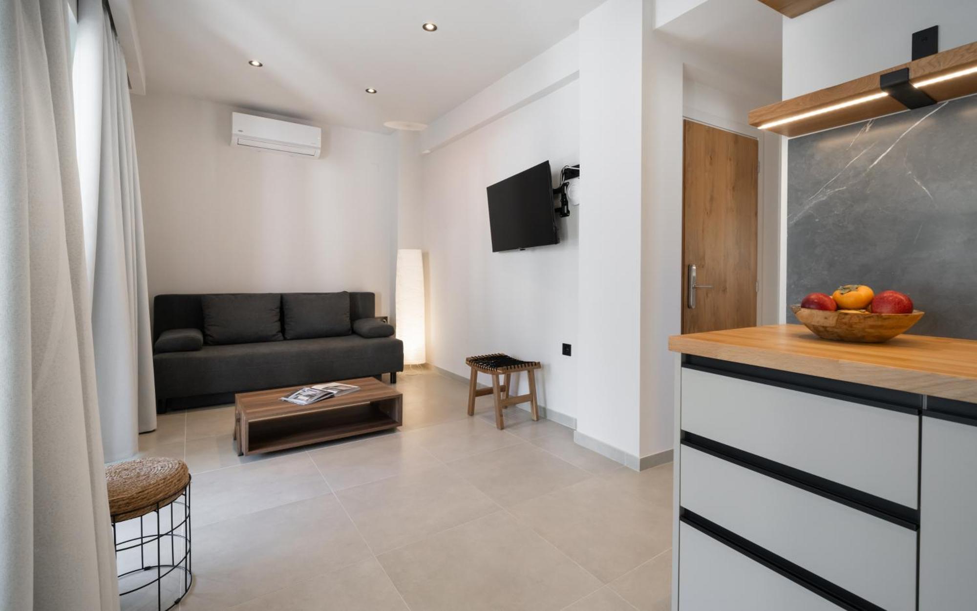 Rea Boutique Aparthotel Agia Galini (Crete)