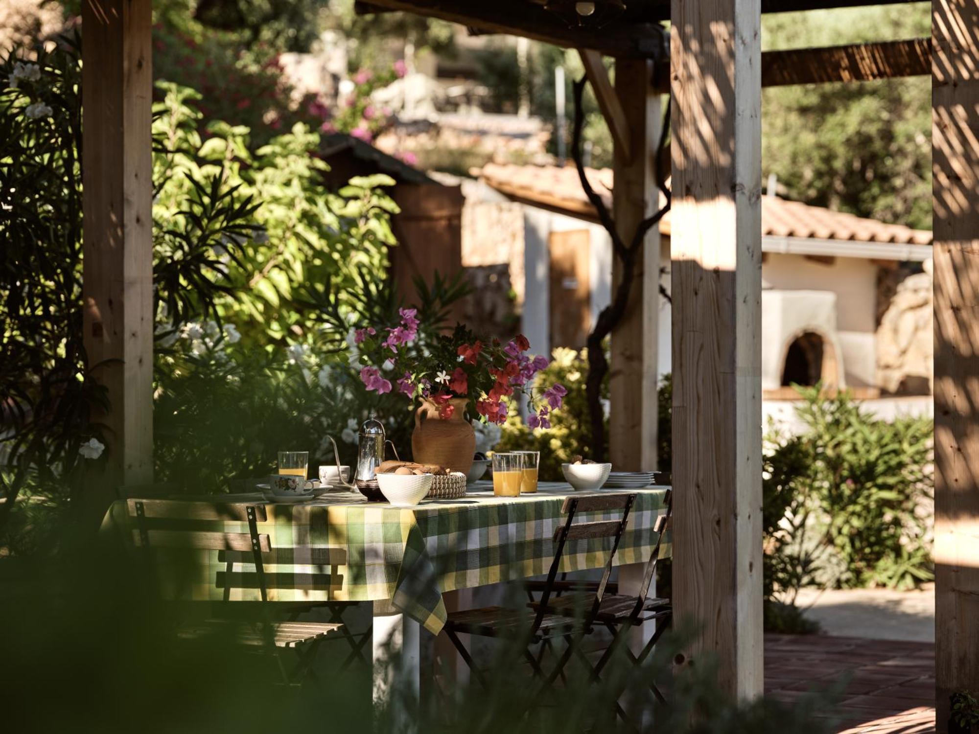 Strofilia Stone Residences Volimes