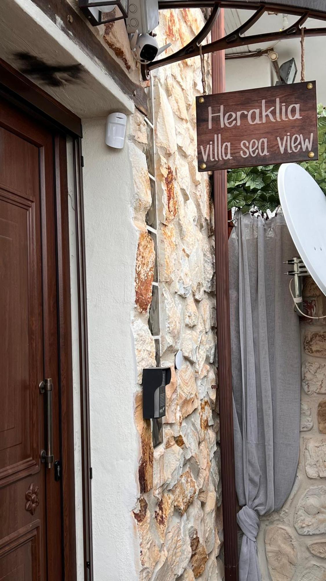 Heraklia Sea View Jacuzzi Villa